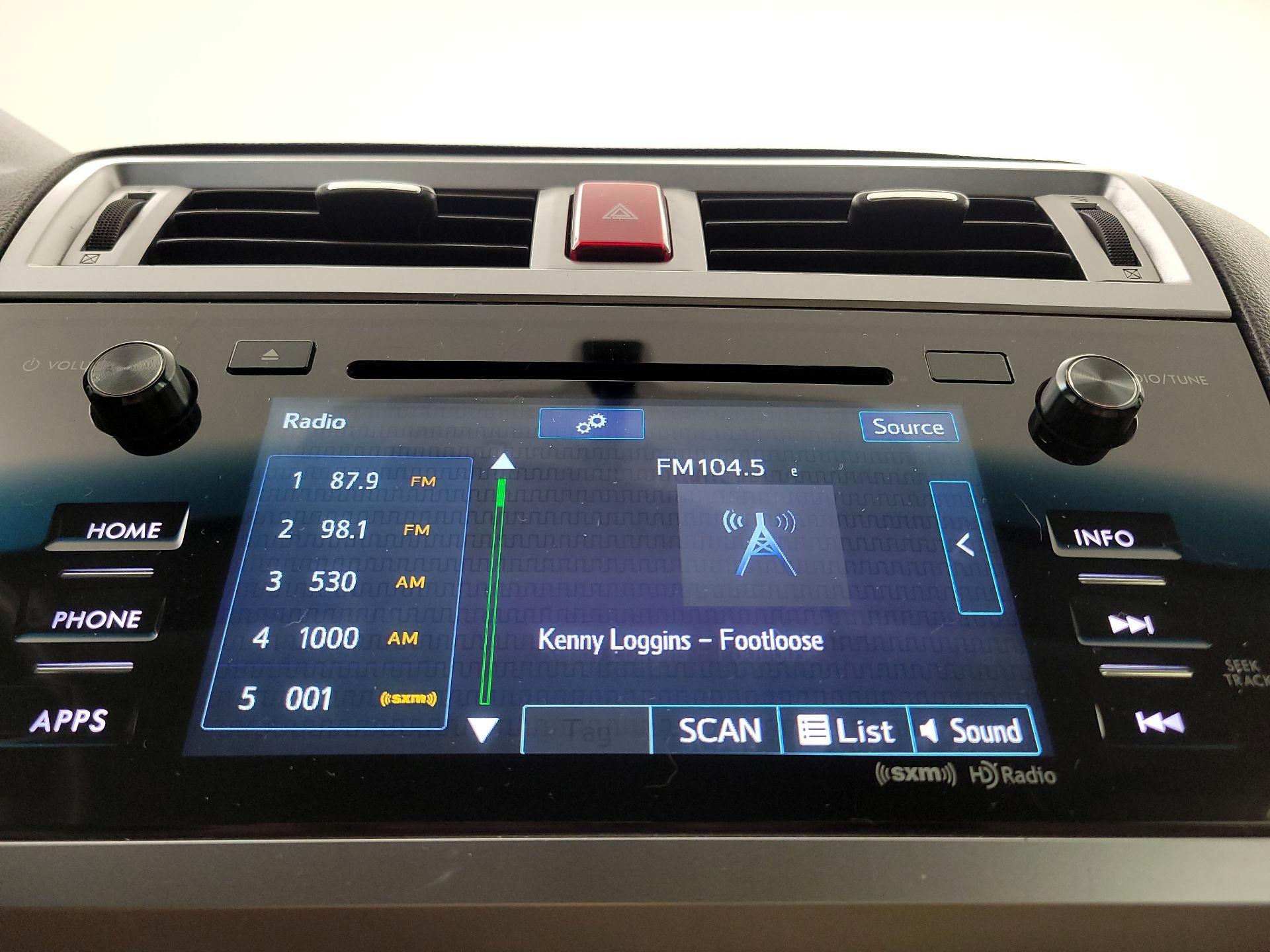 Thumbnail: 2015 Subaru Legacy - 15