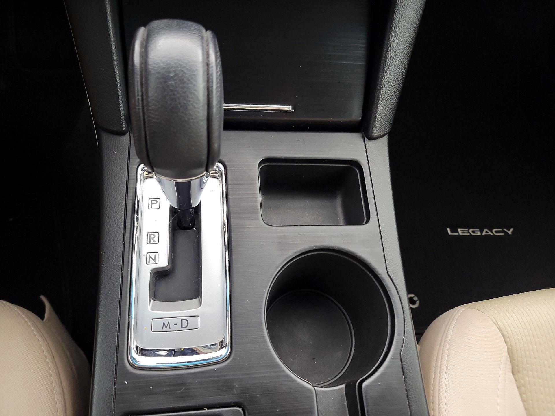 Thumbnail: 2015 Subaru Legacy - 17