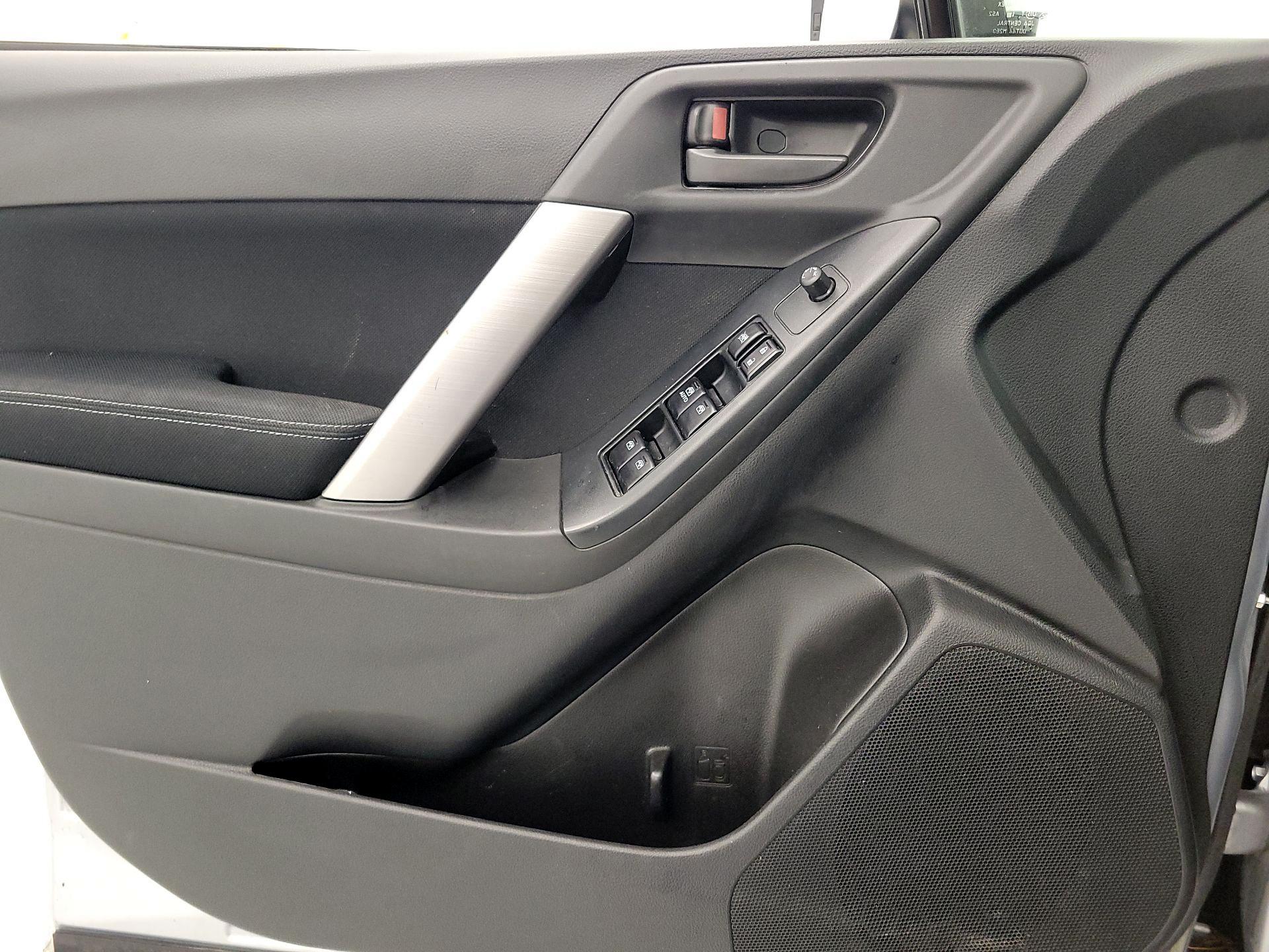 Thumbnail: 2014 Subaru Forester - 12