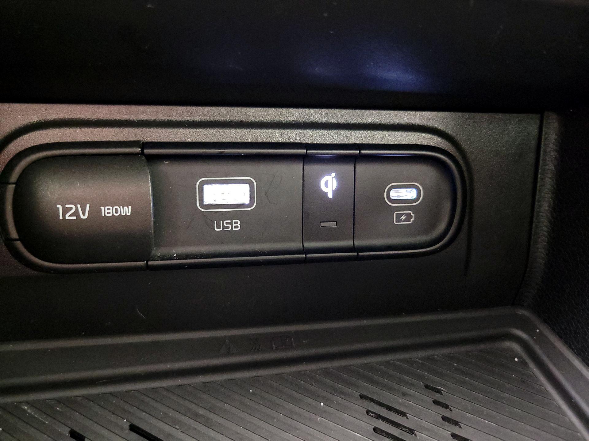 Thumbnail: 2023 Kia Sportage - 19