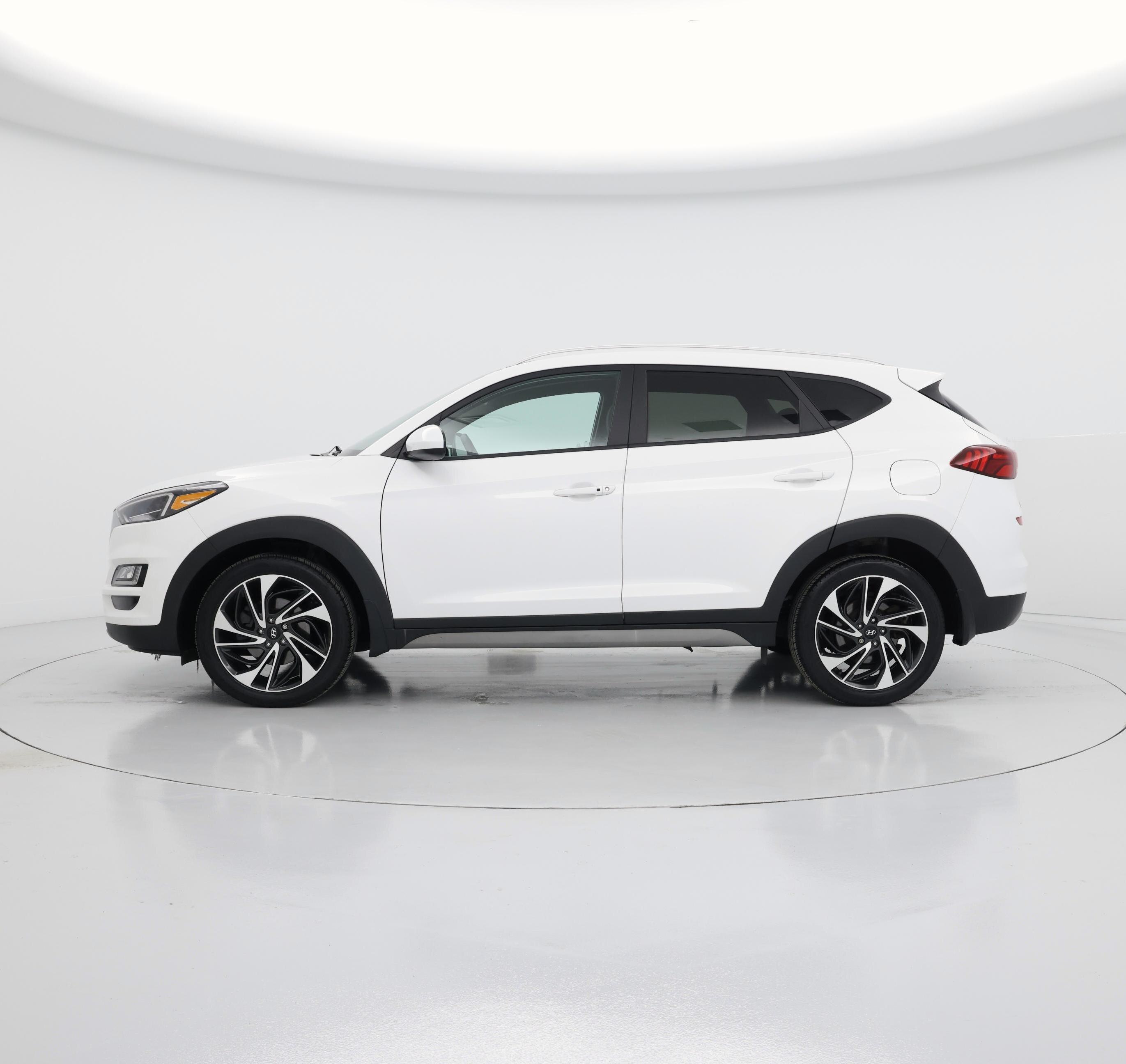 Thumbnail: 2021 Hyundai Tucson - 3
