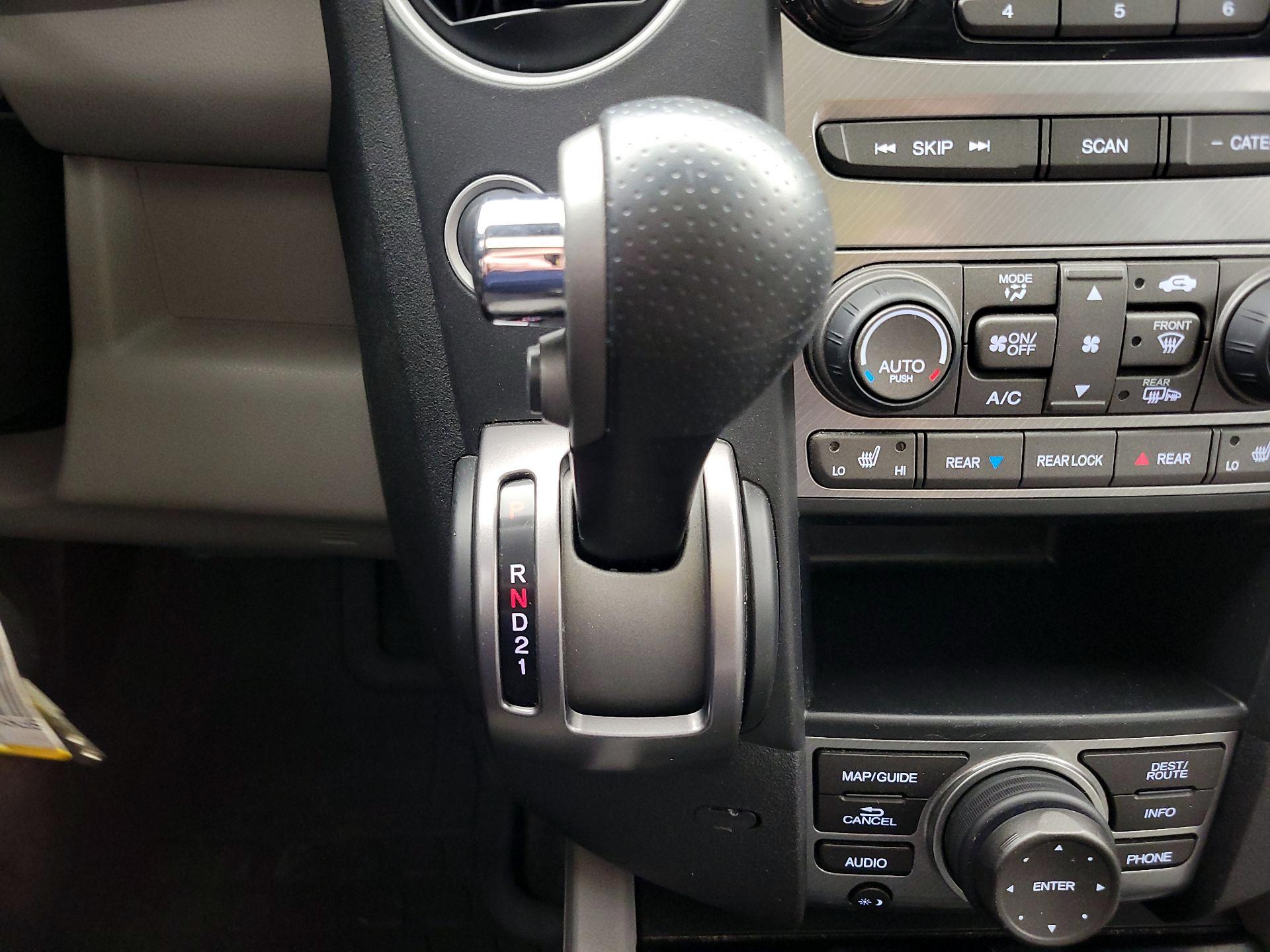 Thumbnail: 2014 Honda Pilot - 18