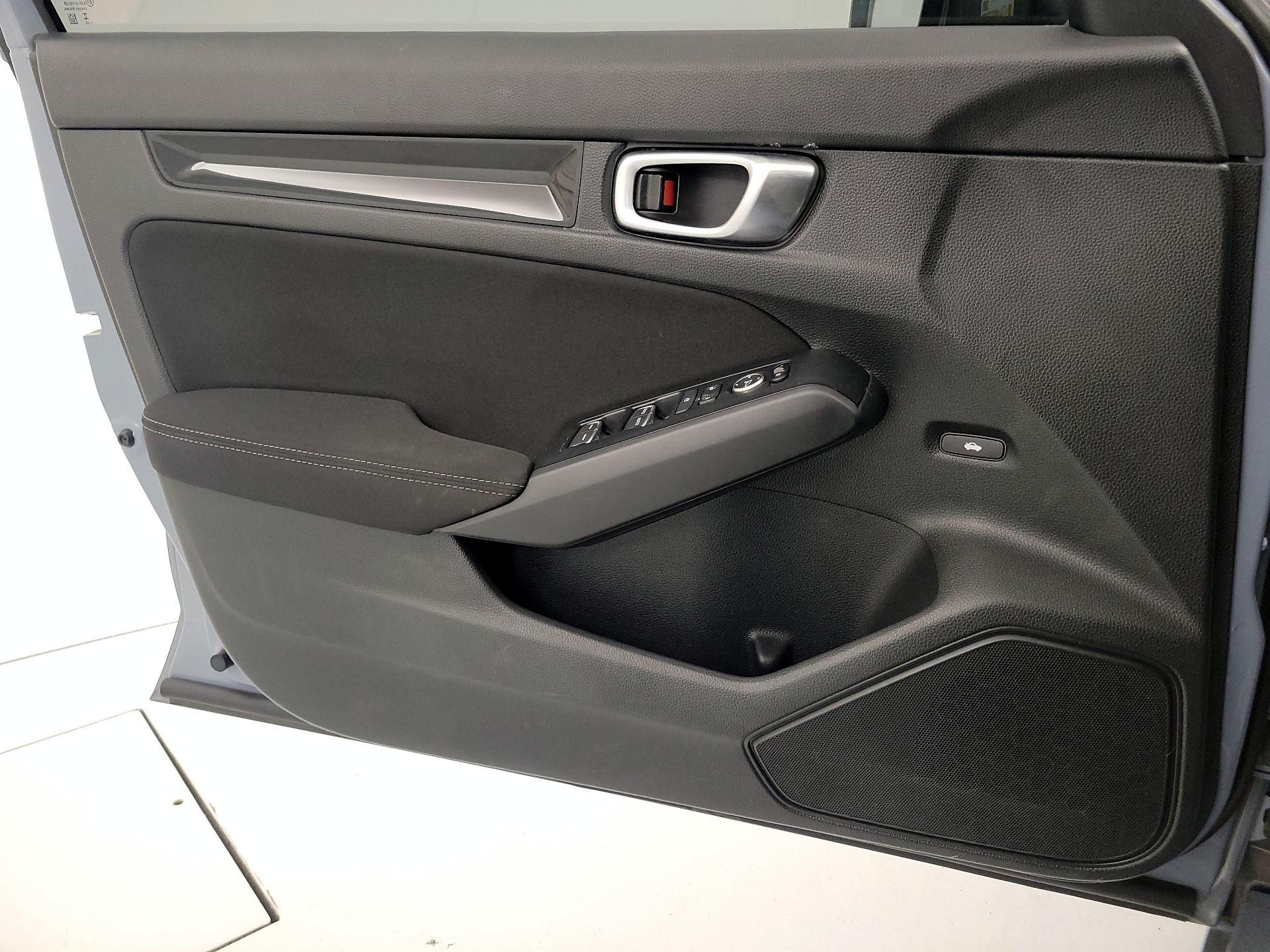 Thumbnail: 2023 Honda Civic - 12