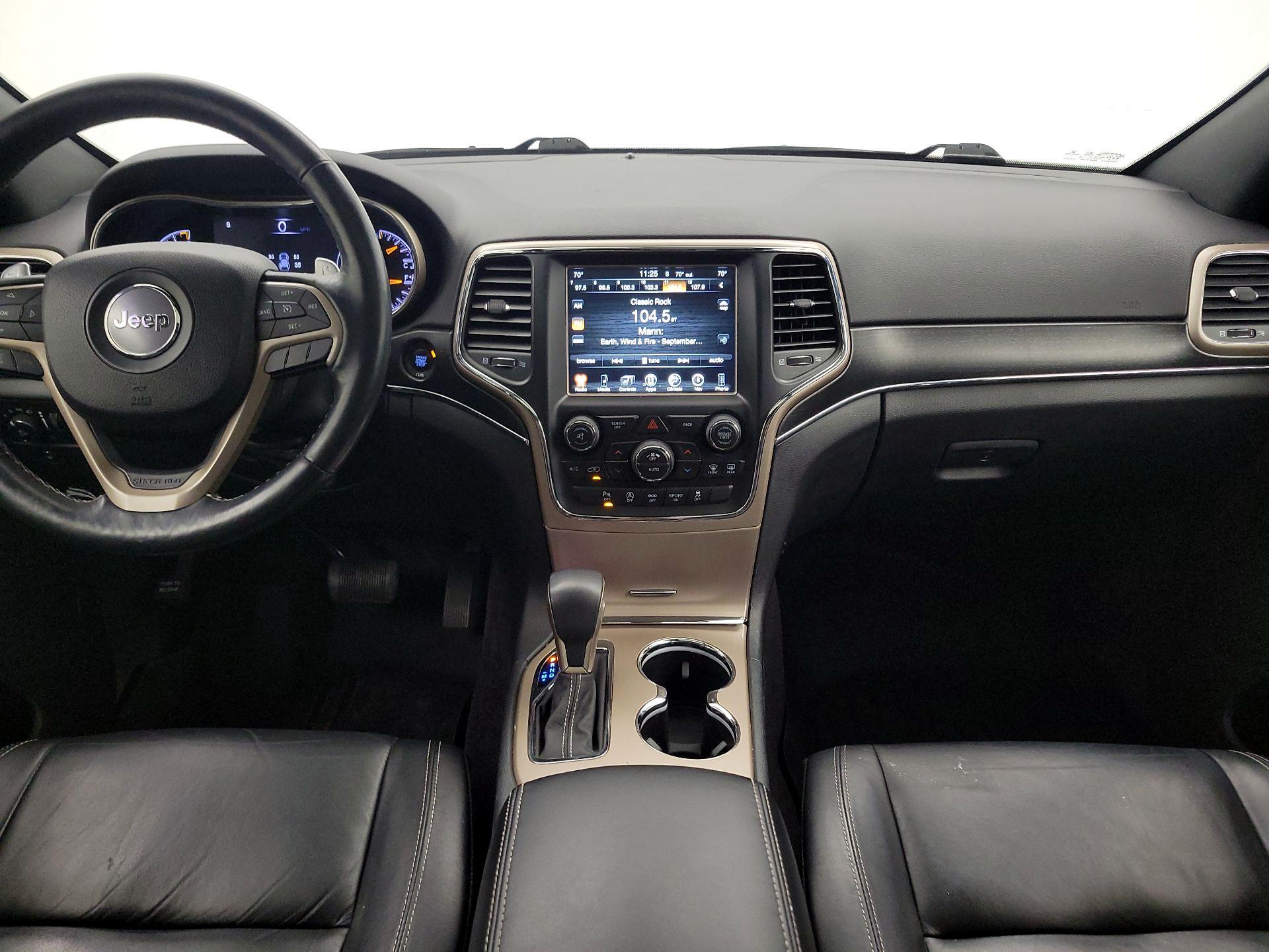 Thumbnail: 2017 Jeep Grand Cherokee - 9