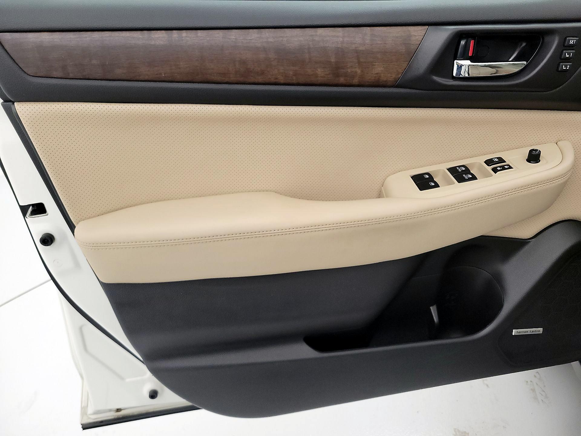 Thumbnail: 2016 Subaru Outback - 12