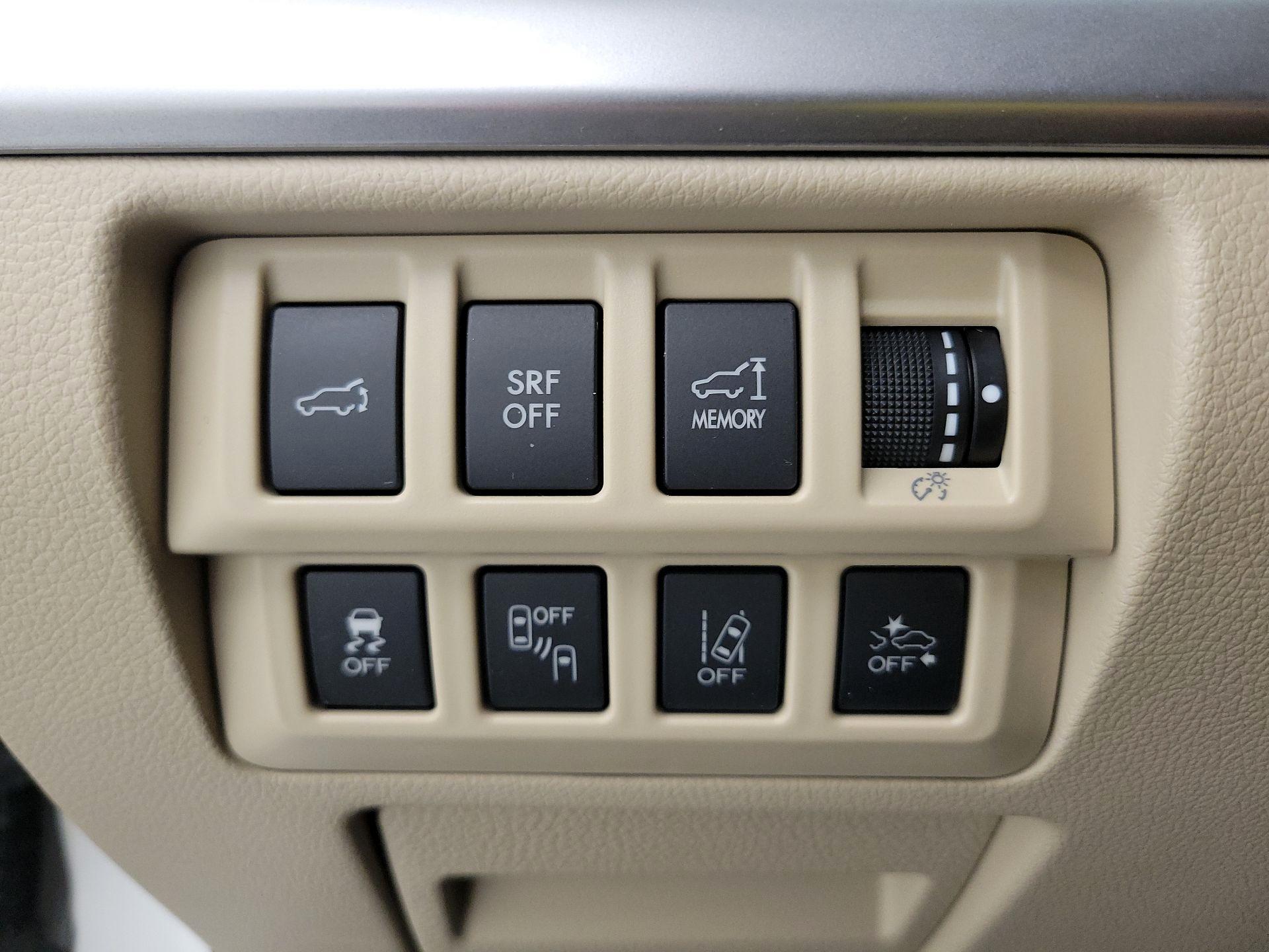 Thumbnail: 2016 Subaru Outback - 13