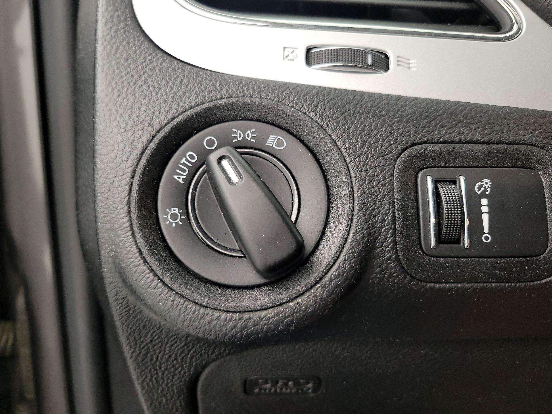 Thumbnail: 2019 Dodge Journey - 13