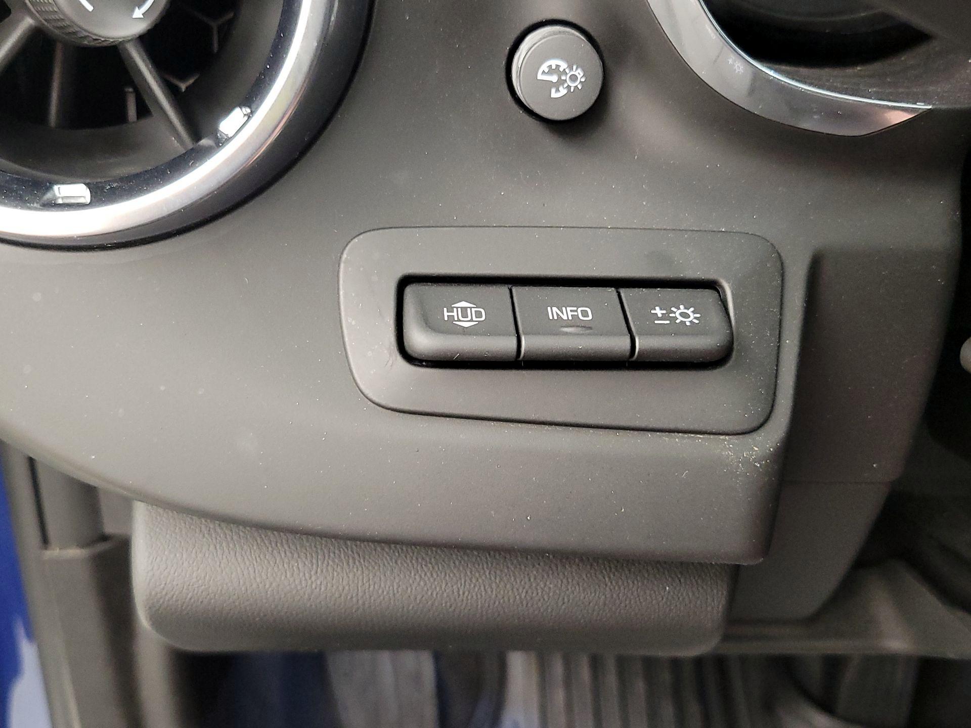 Thumbnail: 2019 Chevrolet Camaro - 13