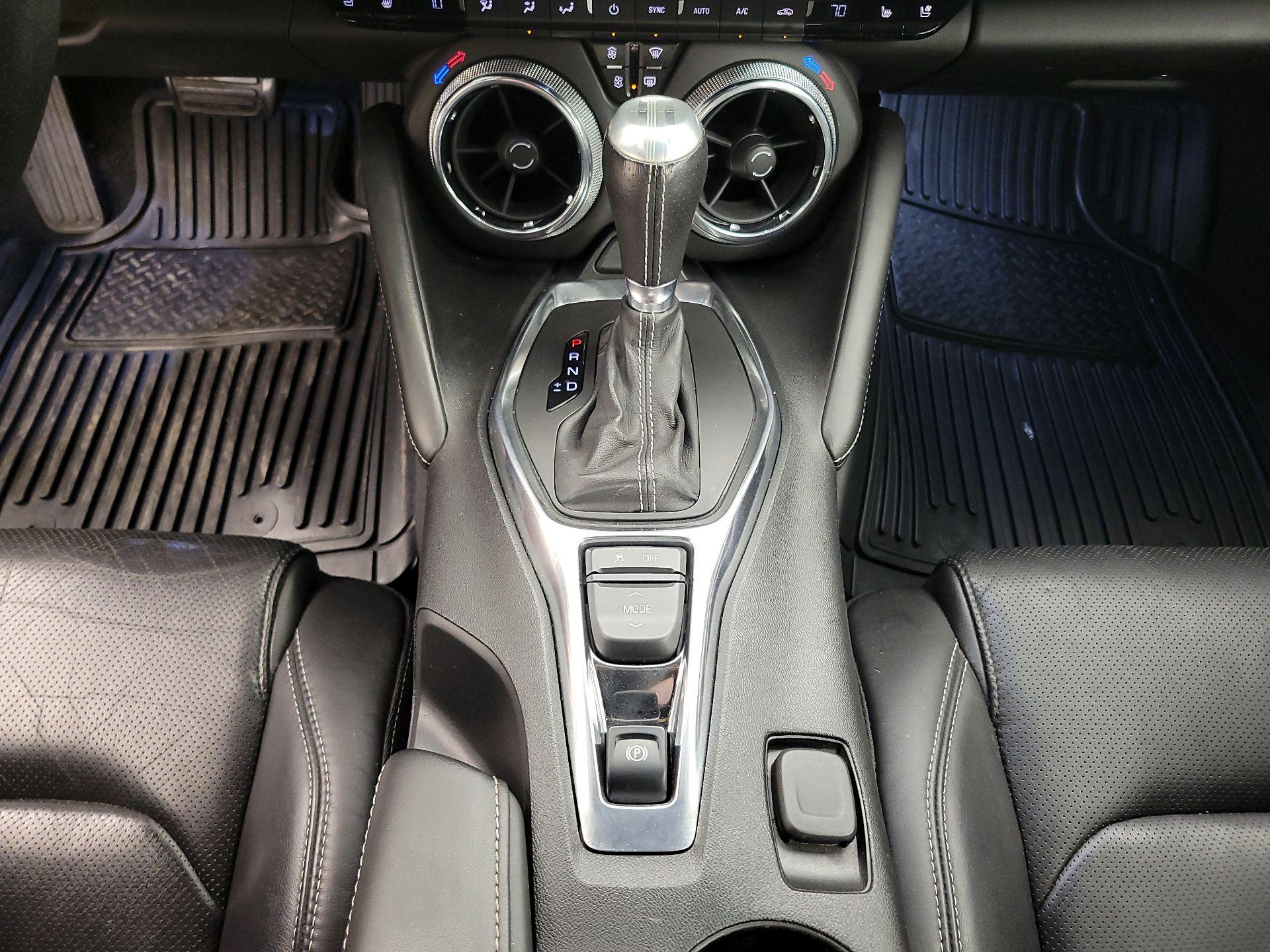 Thumbnail: 2019 Chevrolet Camaro - 17