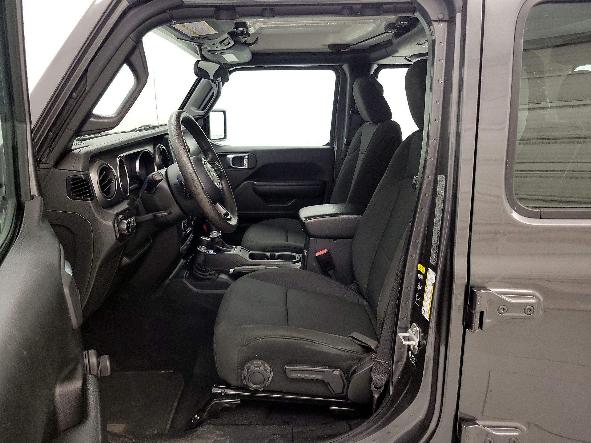 Thumbnail: 2021 Jeep Gladiator - 11