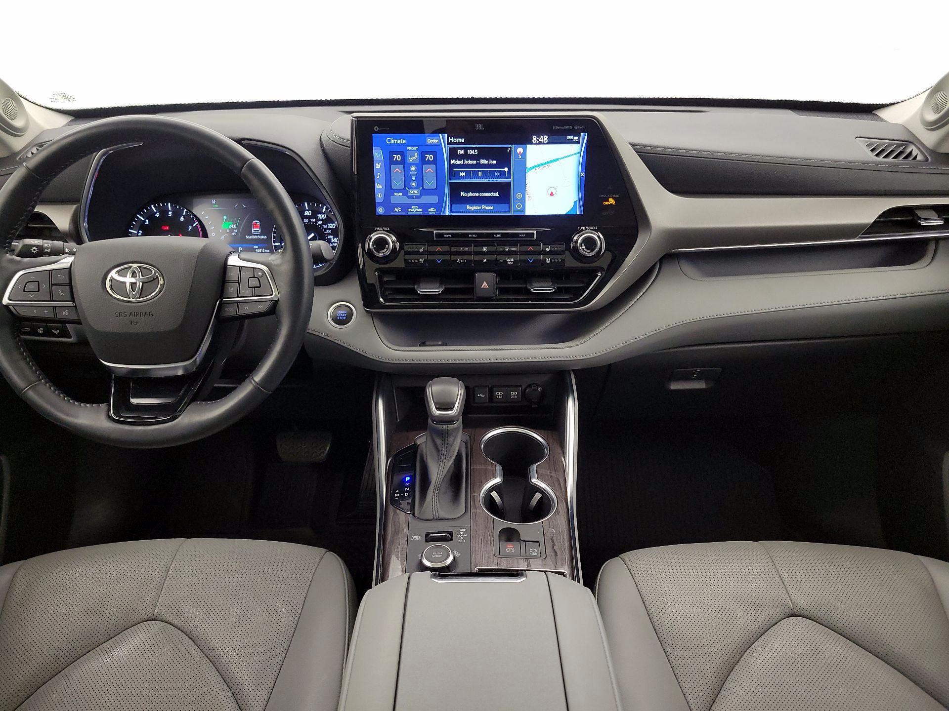 Thumbnail: 2021 Toyota Highlander - 9