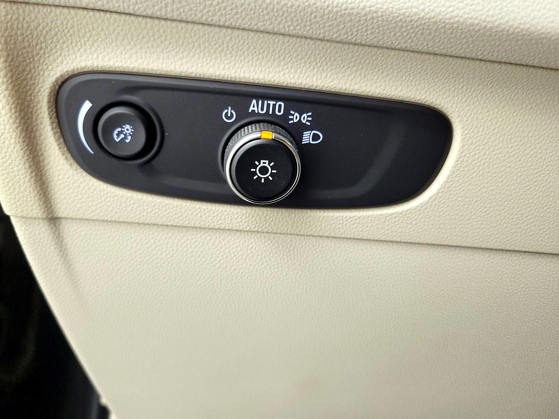 Thumbnail: 2022 Buick Envision - 13