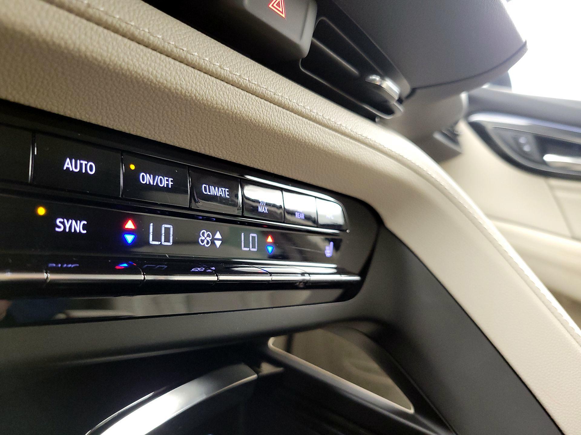 Thumbnail: 2022 Buick Envision - 16