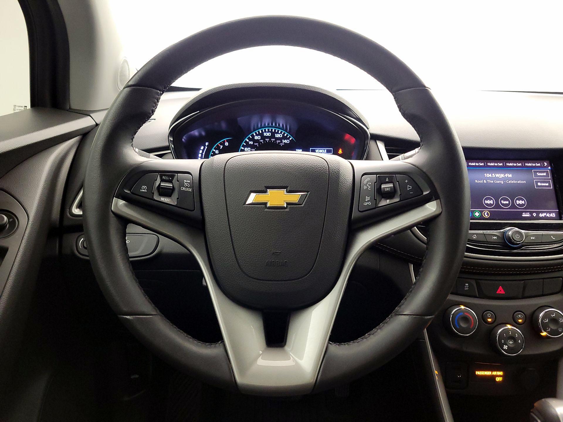 Thumbnail: 2020 Chevrolet Trax - 10