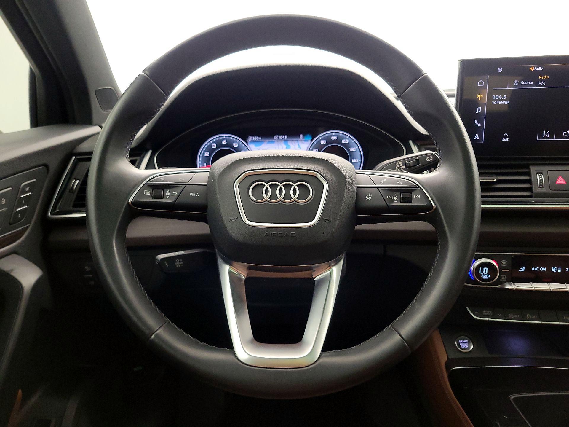 Thumbnail: 2022 Audi Q5 - 10