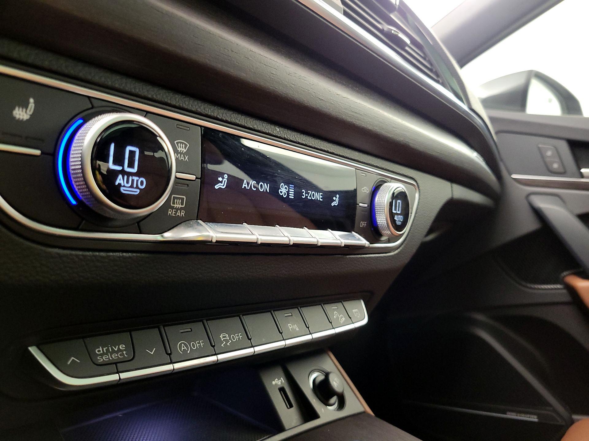 Thumbnail: 2022 Audi Q5 - 16