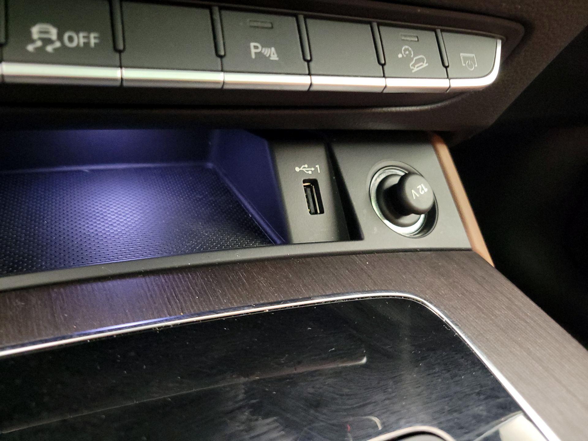 Thumbnail: 2022 Audi Q5 - 18