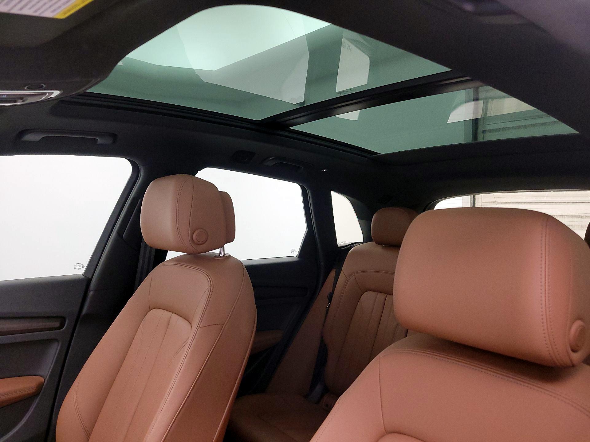 Thumbnail: 2022 Audi Q5 - 19