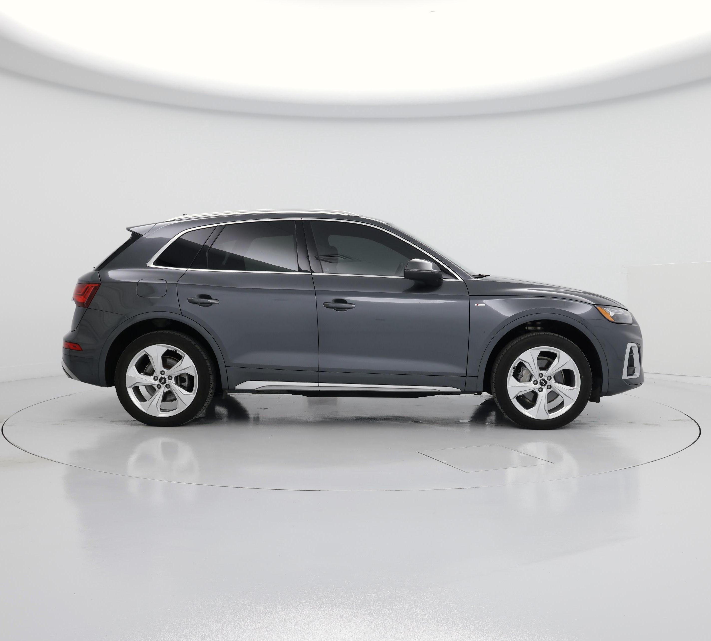 Thumbnail: 2022 Audi Q5 - 7