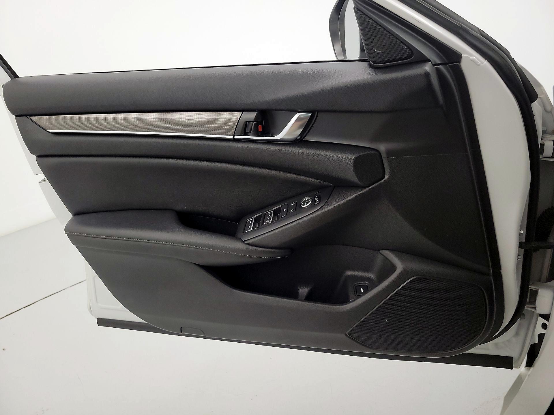 Thumbnail: 2020 Honda Accord - 12