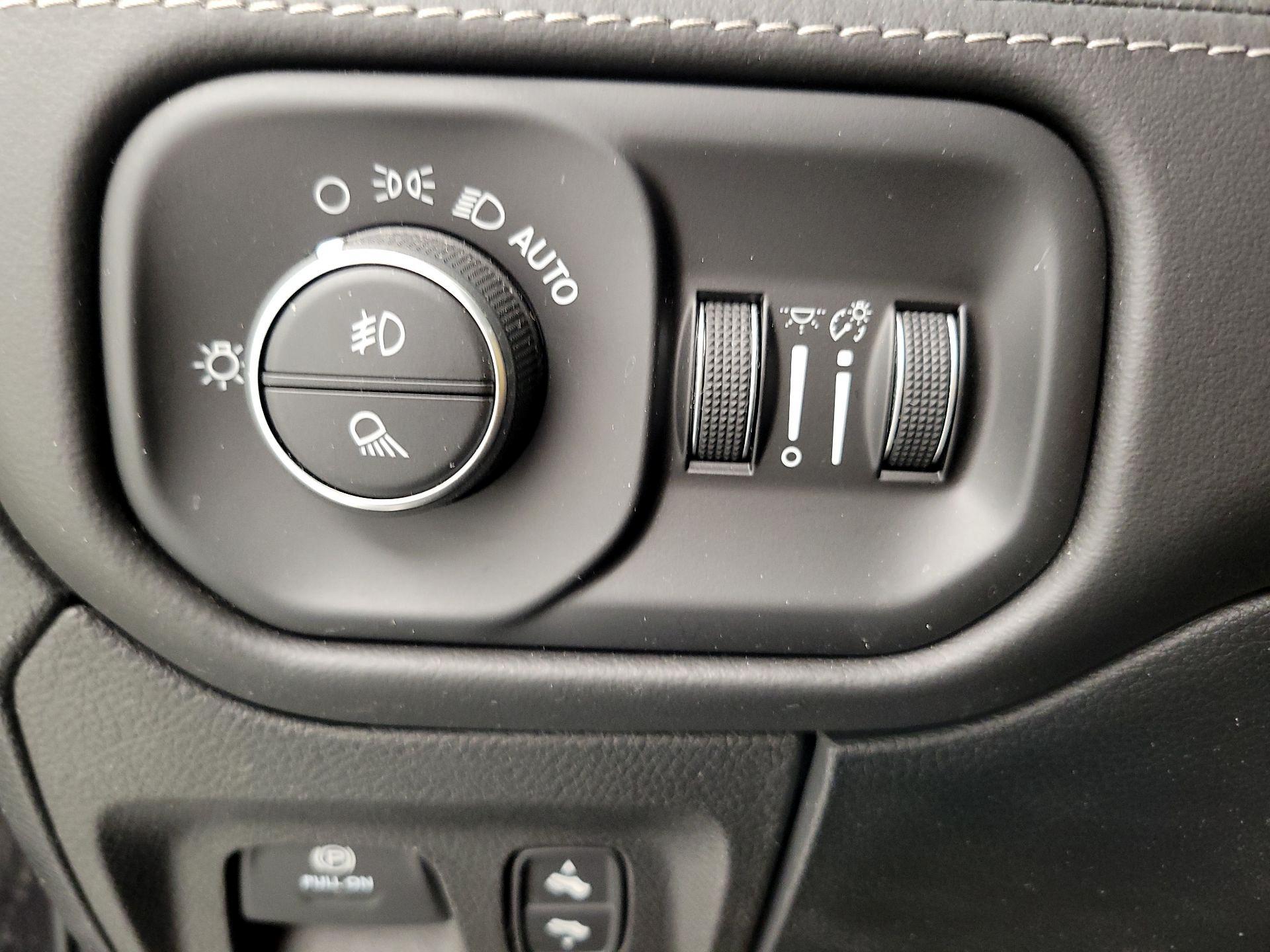 Thumbnail: 2020 RAM 1500 - 13