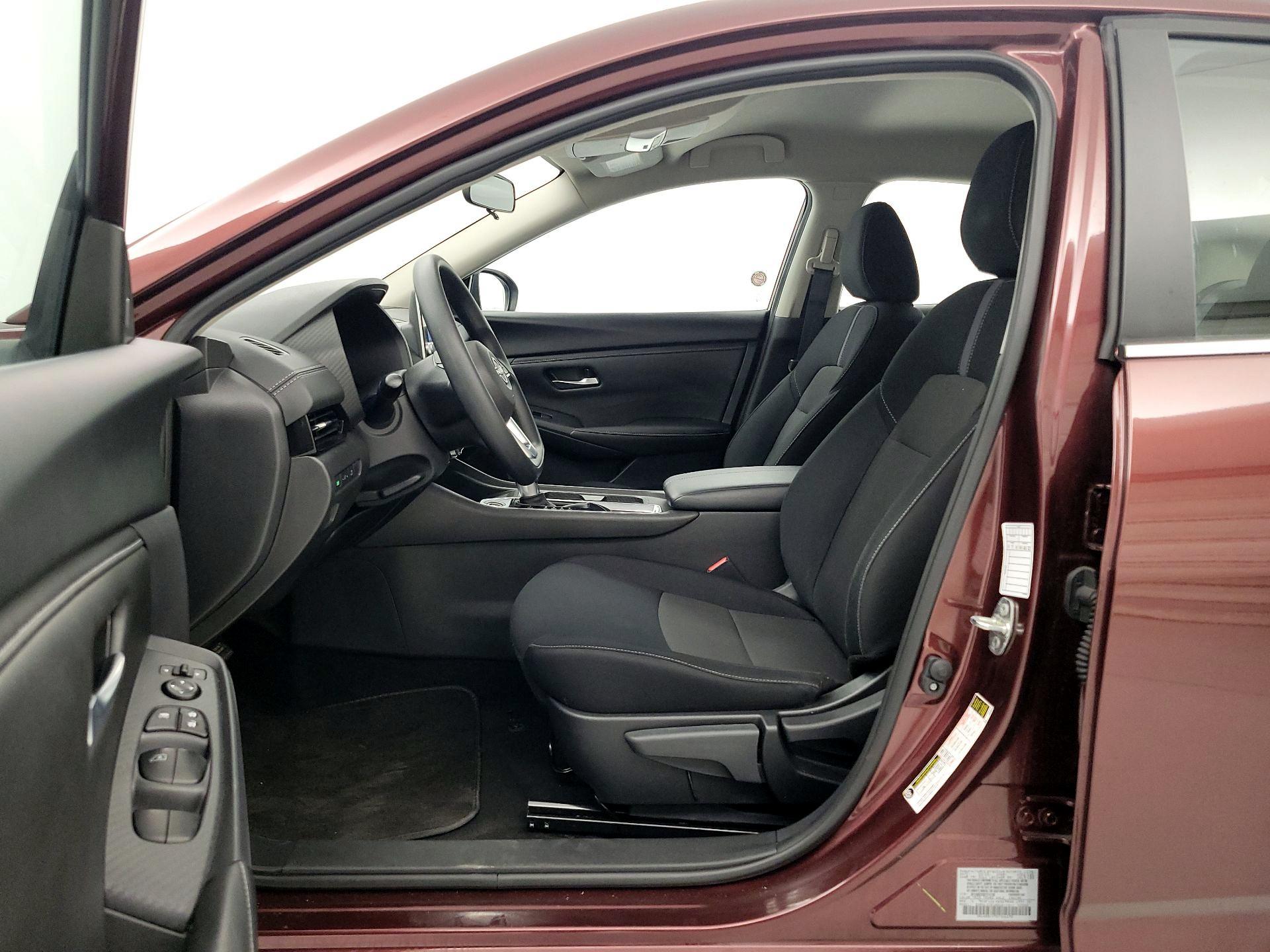 Thumbnail: 2025 Nissan Sentra - 11