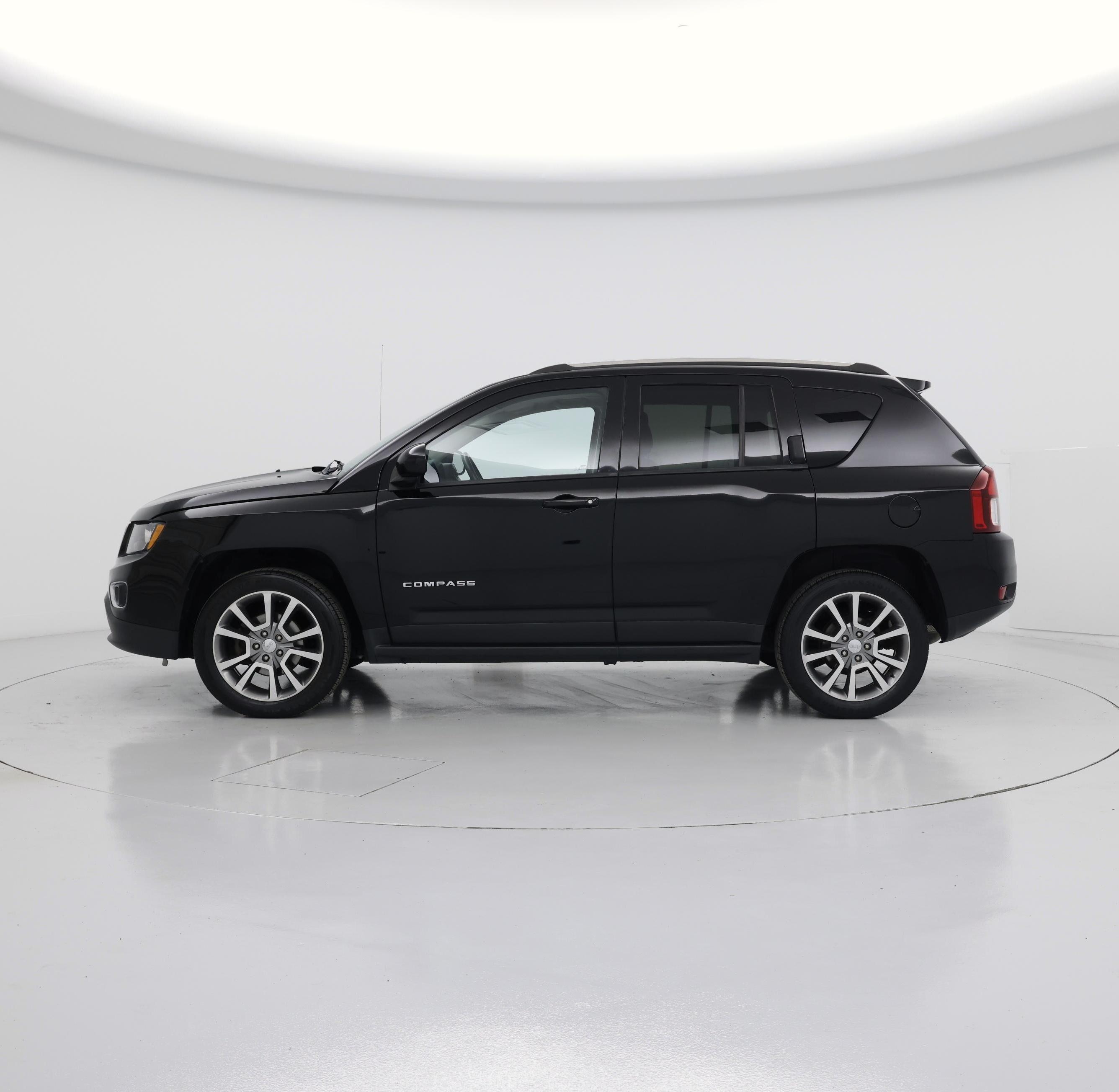 Thumbnail: 2016 Jeep Compass - 3
