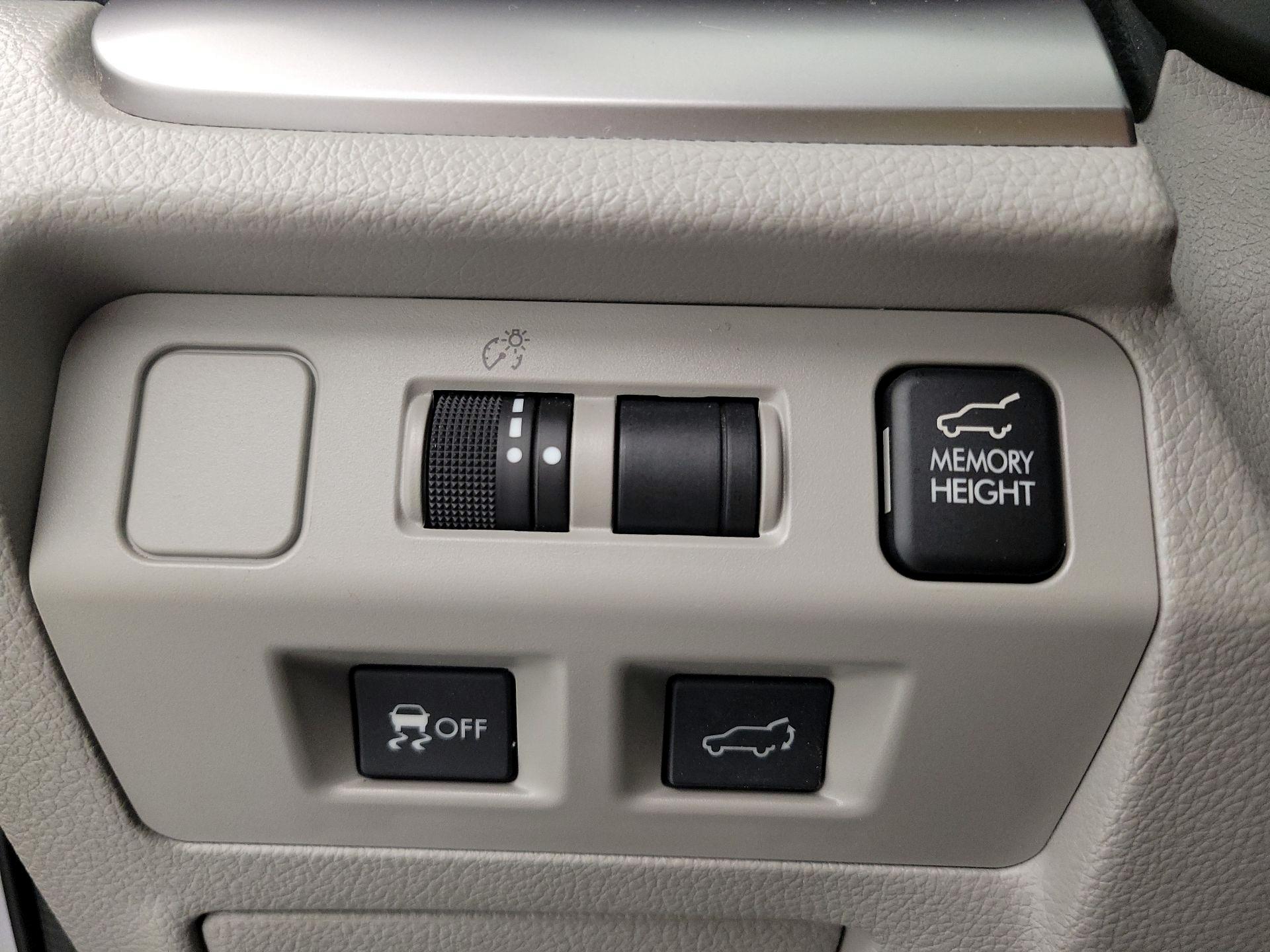 Thumbnail: 2016 Subaru Forester - 13