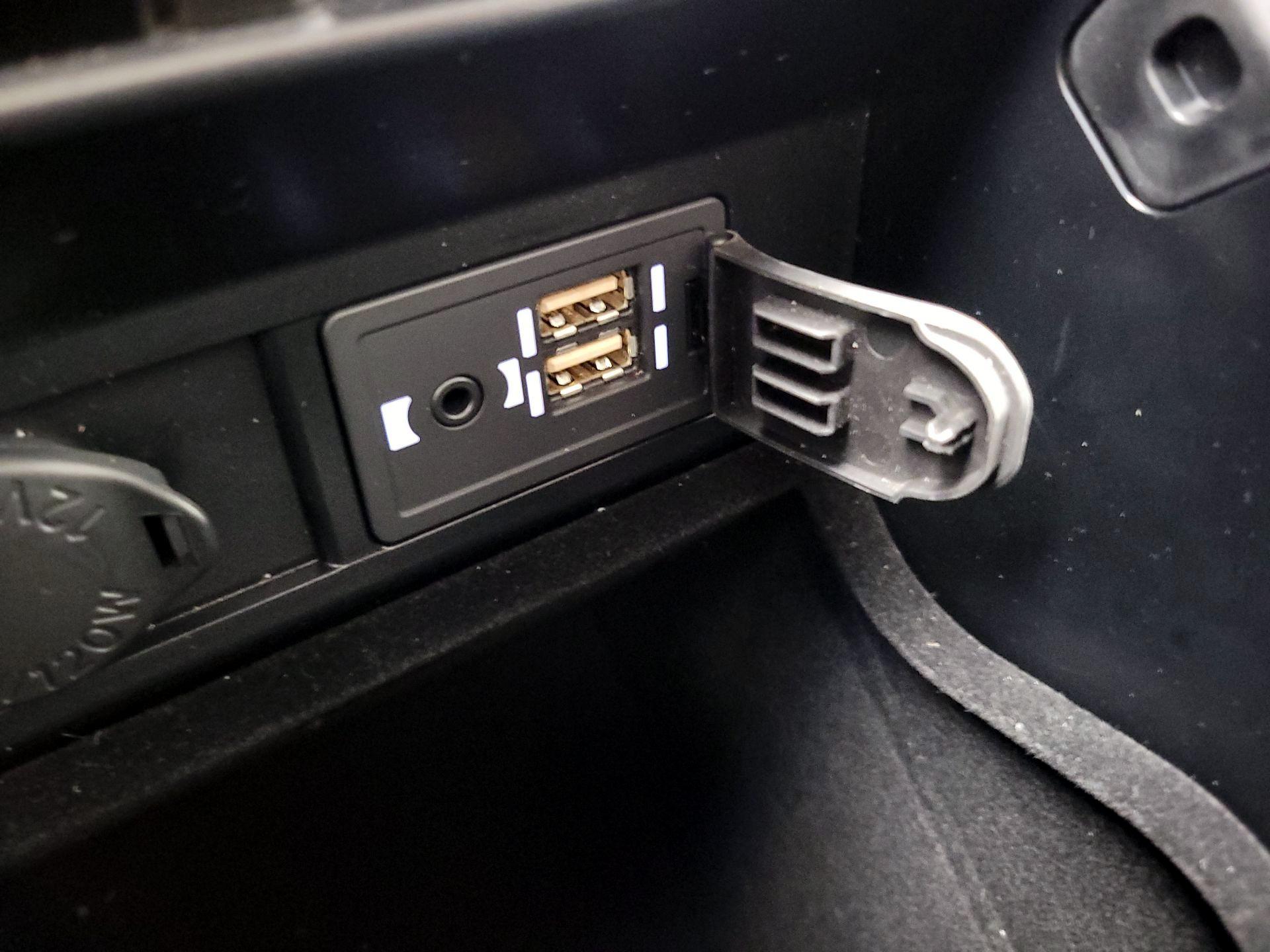 Thumbnail: 2018 Lexus RX - 19