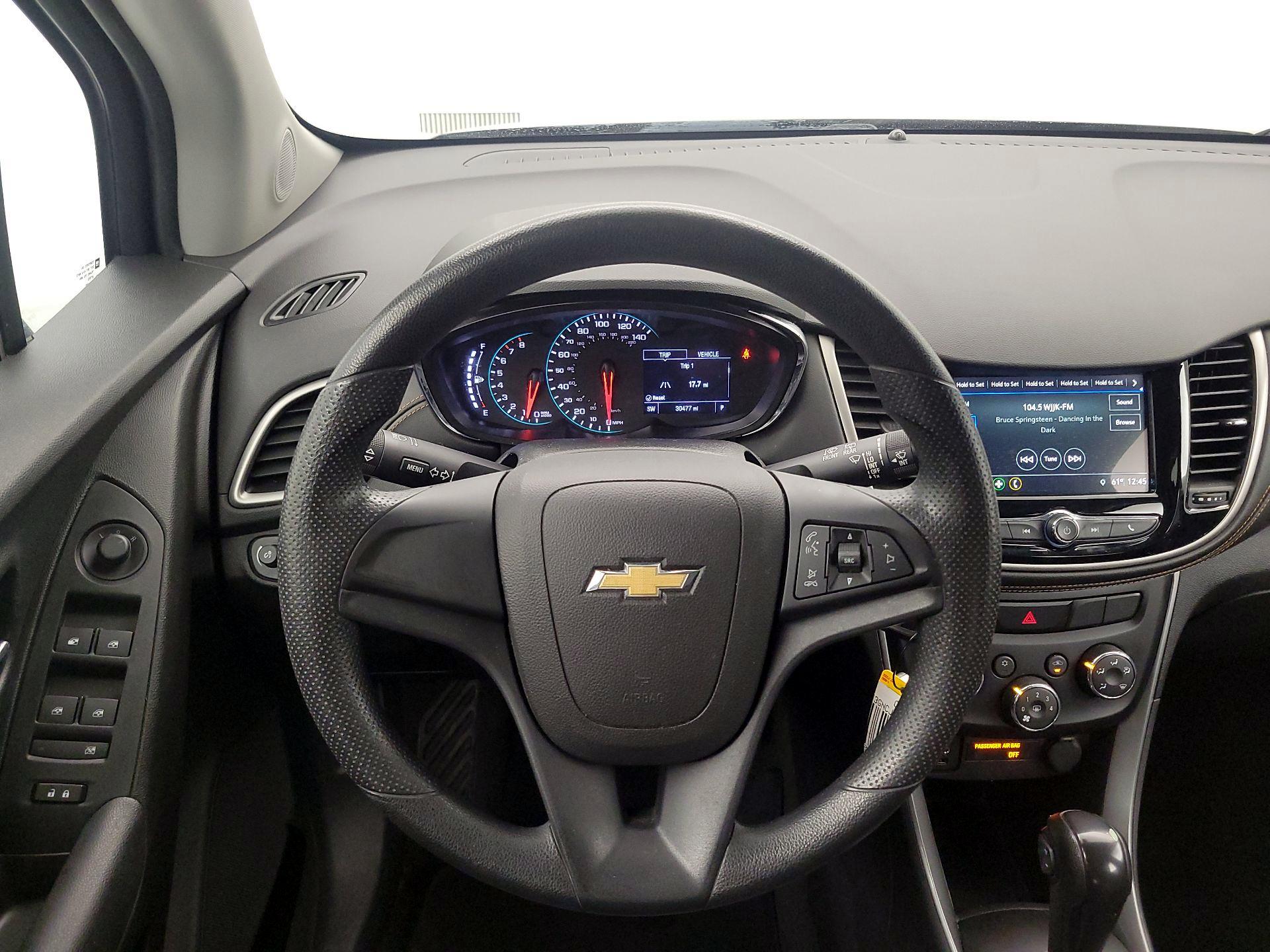 Thumbnail: 2019 Chevrolet Trax - 10
