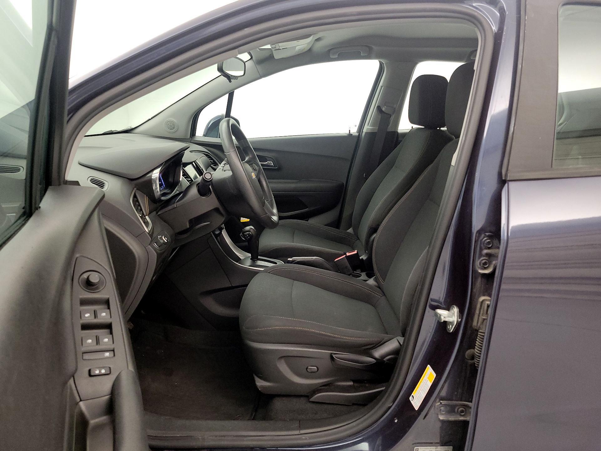 Thumbnail: 2019 Chevrolet Trax - 11