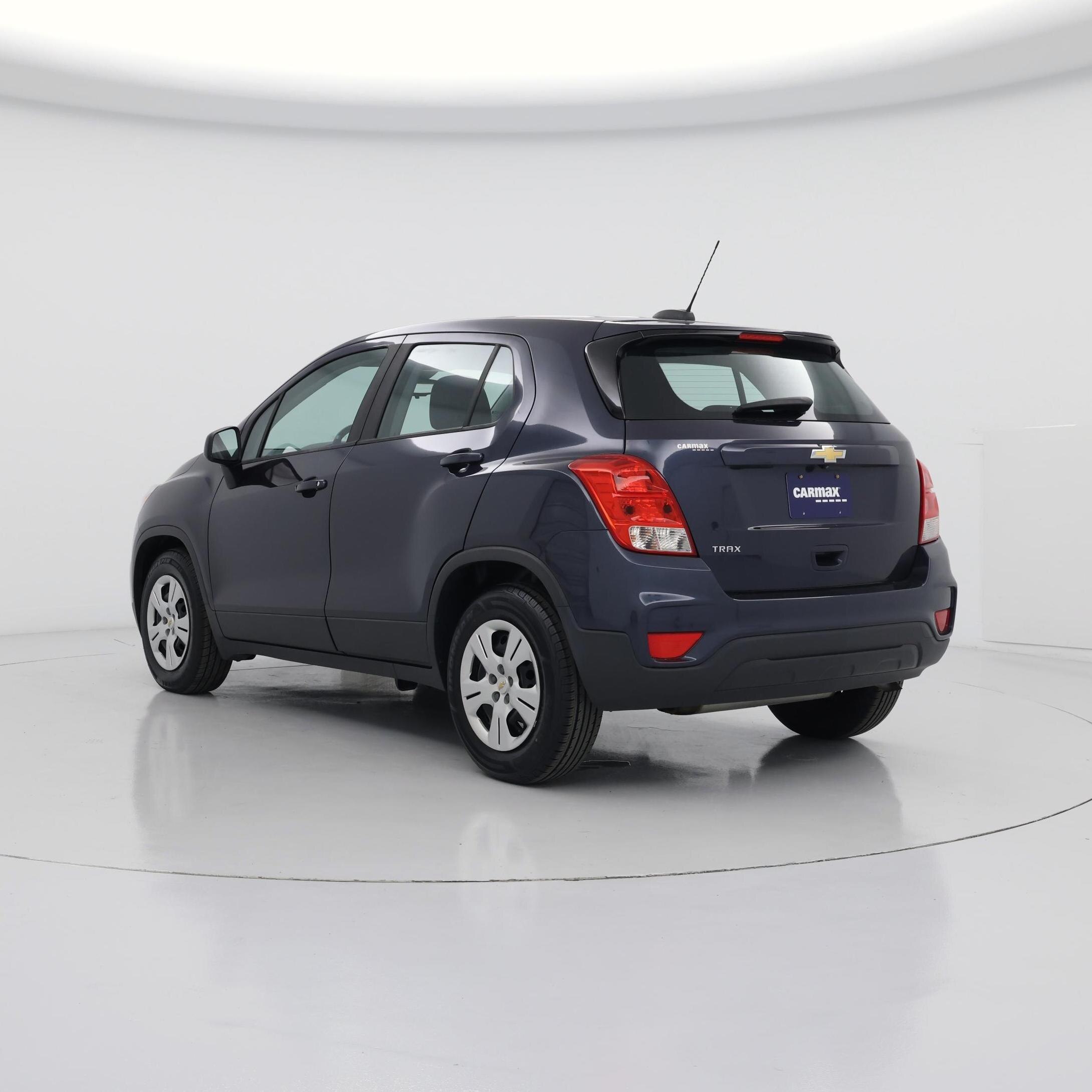 Thumbnail: 2019 Chevrolet Trax - 2