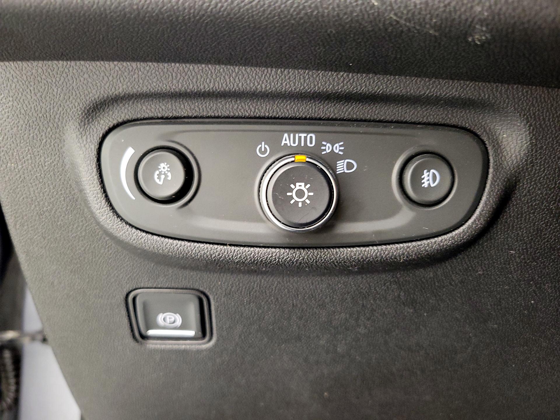 Thumbnail: 2018 GMC Terrain - 13