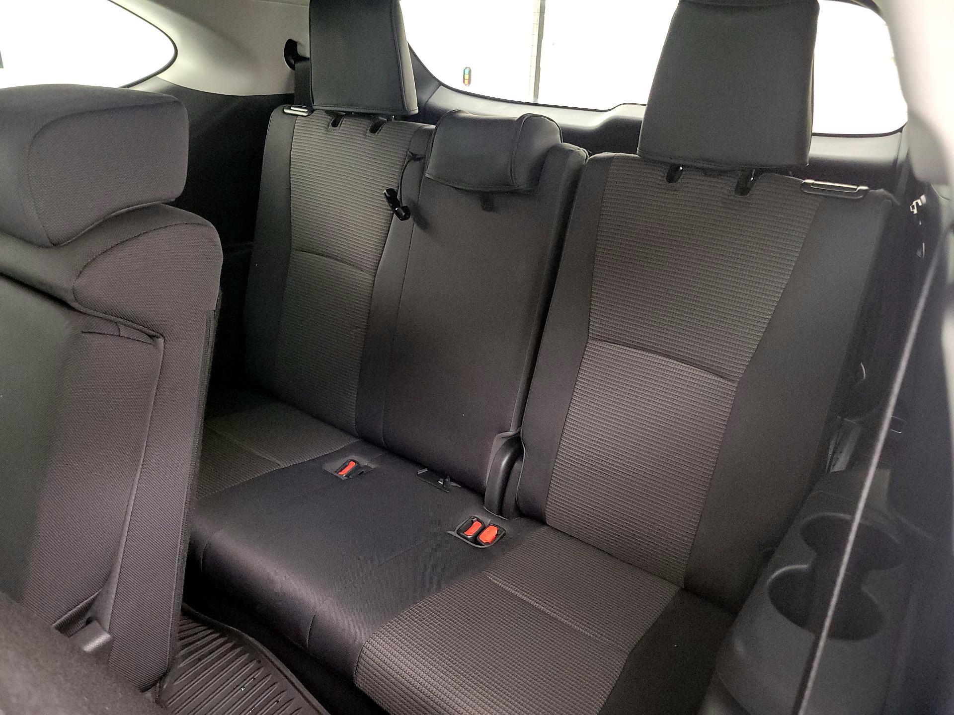 Thumbnail: 2023 Toyota Highlander - 20