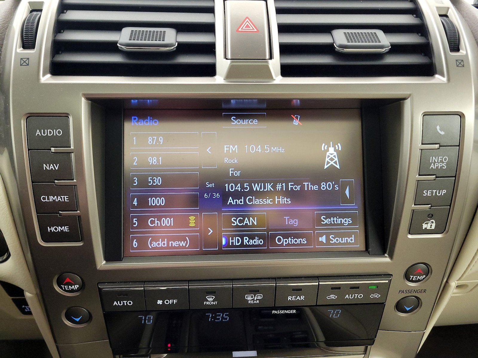 2019 Lexus GX LUXURY - Photo 17