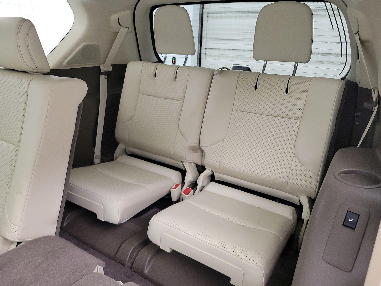 2019 Lexus GX LUXURY - Photo 23