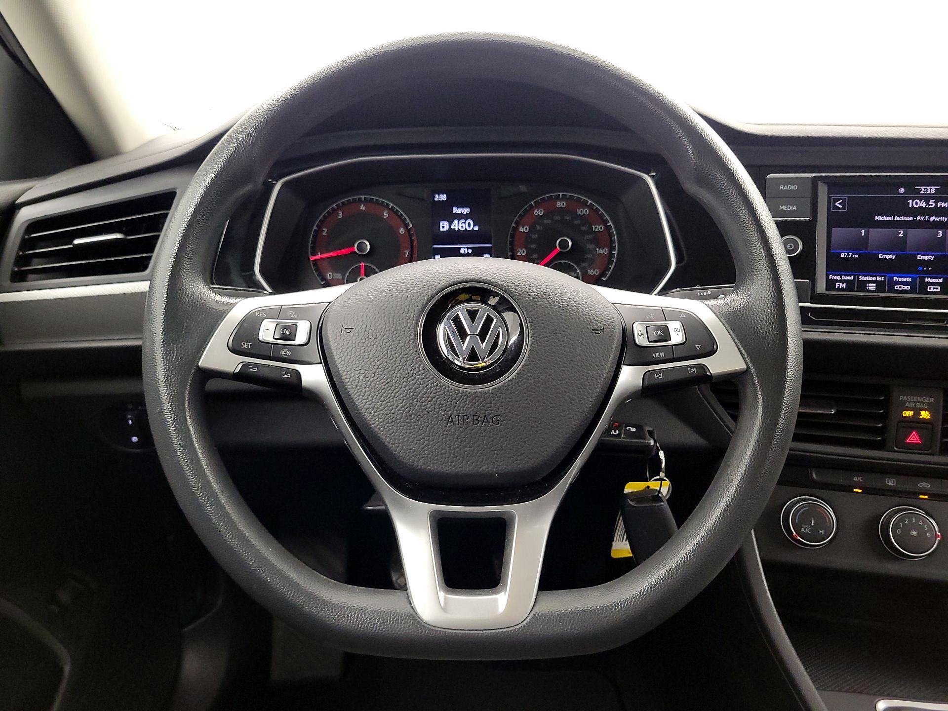 Thumbnail: 2020 Volkswagen Jetta - 10