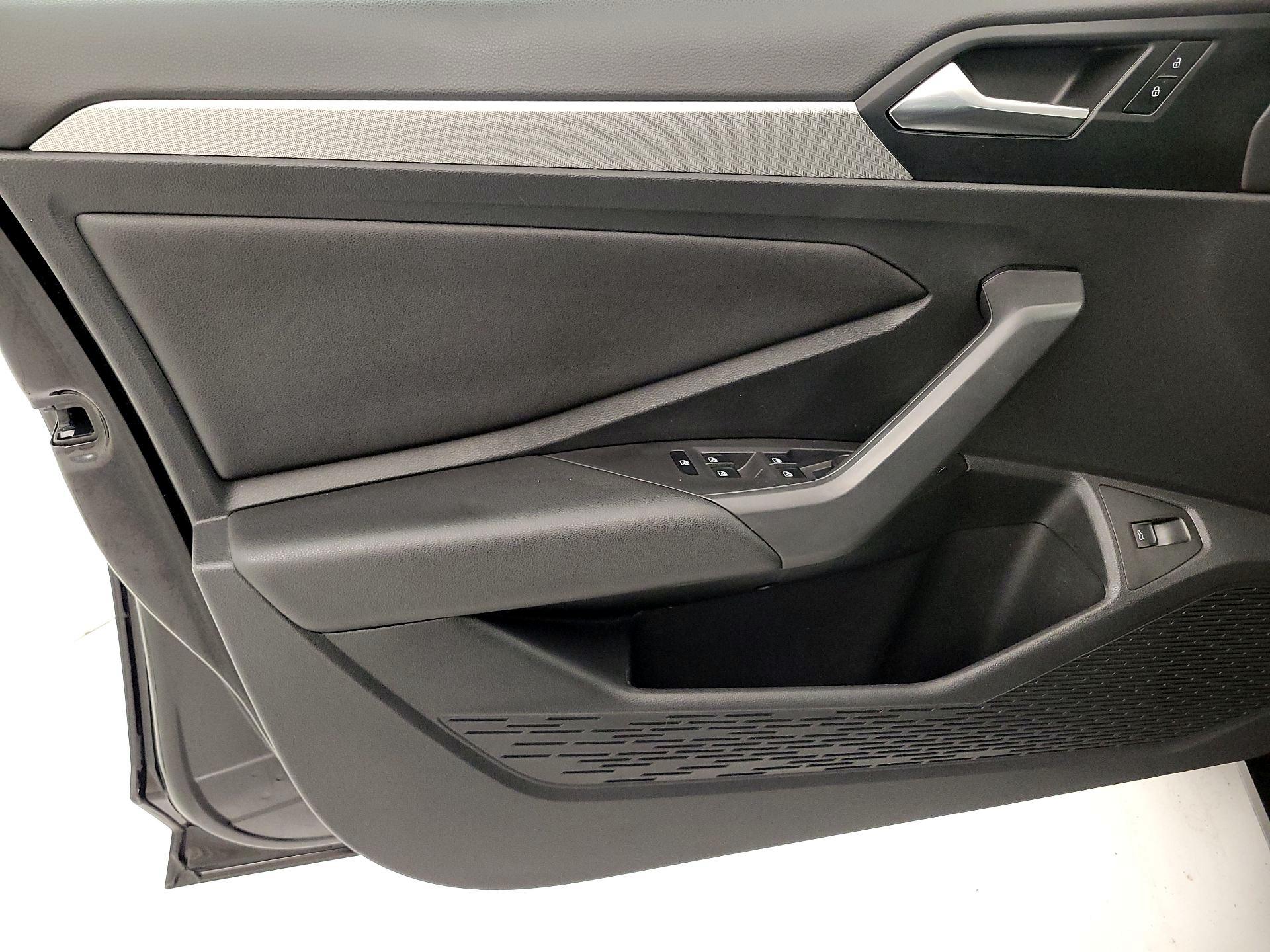 Thumbnail: 2020 Volkswagen Jetta - 12