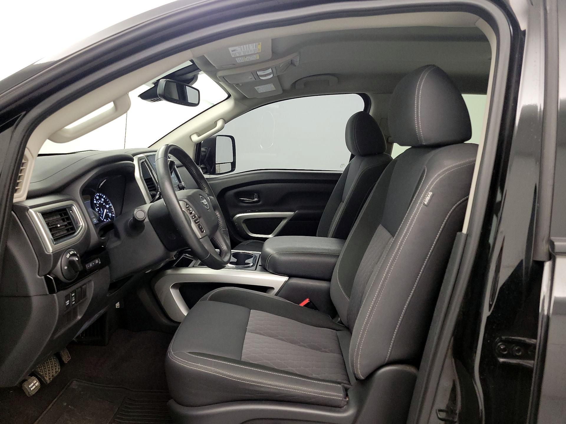 Thumbnail: 2021 Nissan Titan - 11