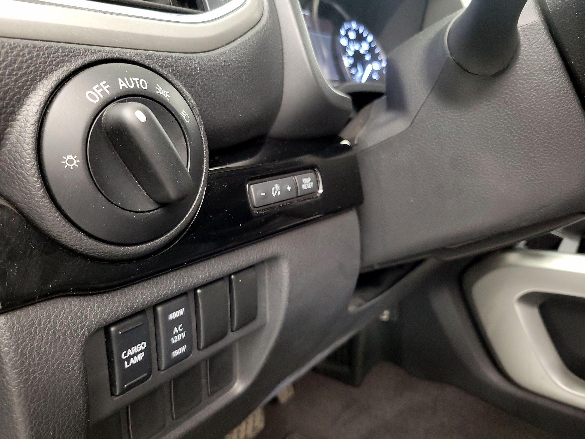 Thumbnail: 2021 Nissan Titan - 13