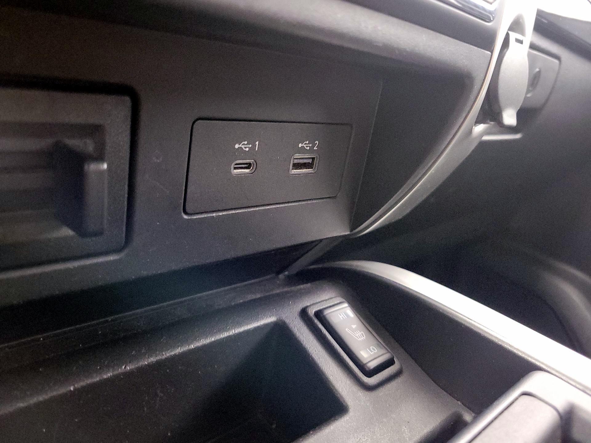 Thumbnail: 2021 Nissan Titan - 19