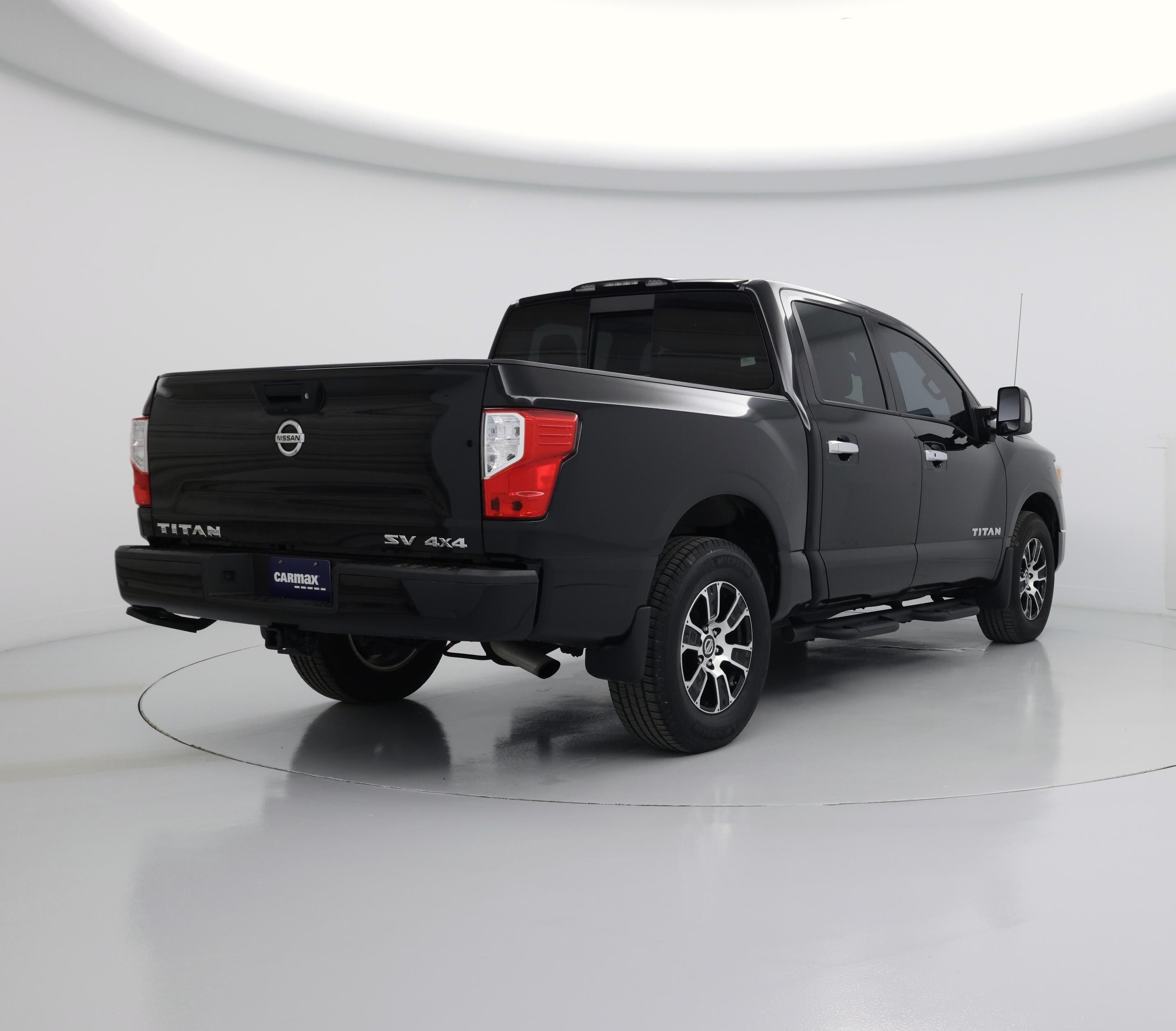 Thumbnail: 2021 Nissan Titan - 8