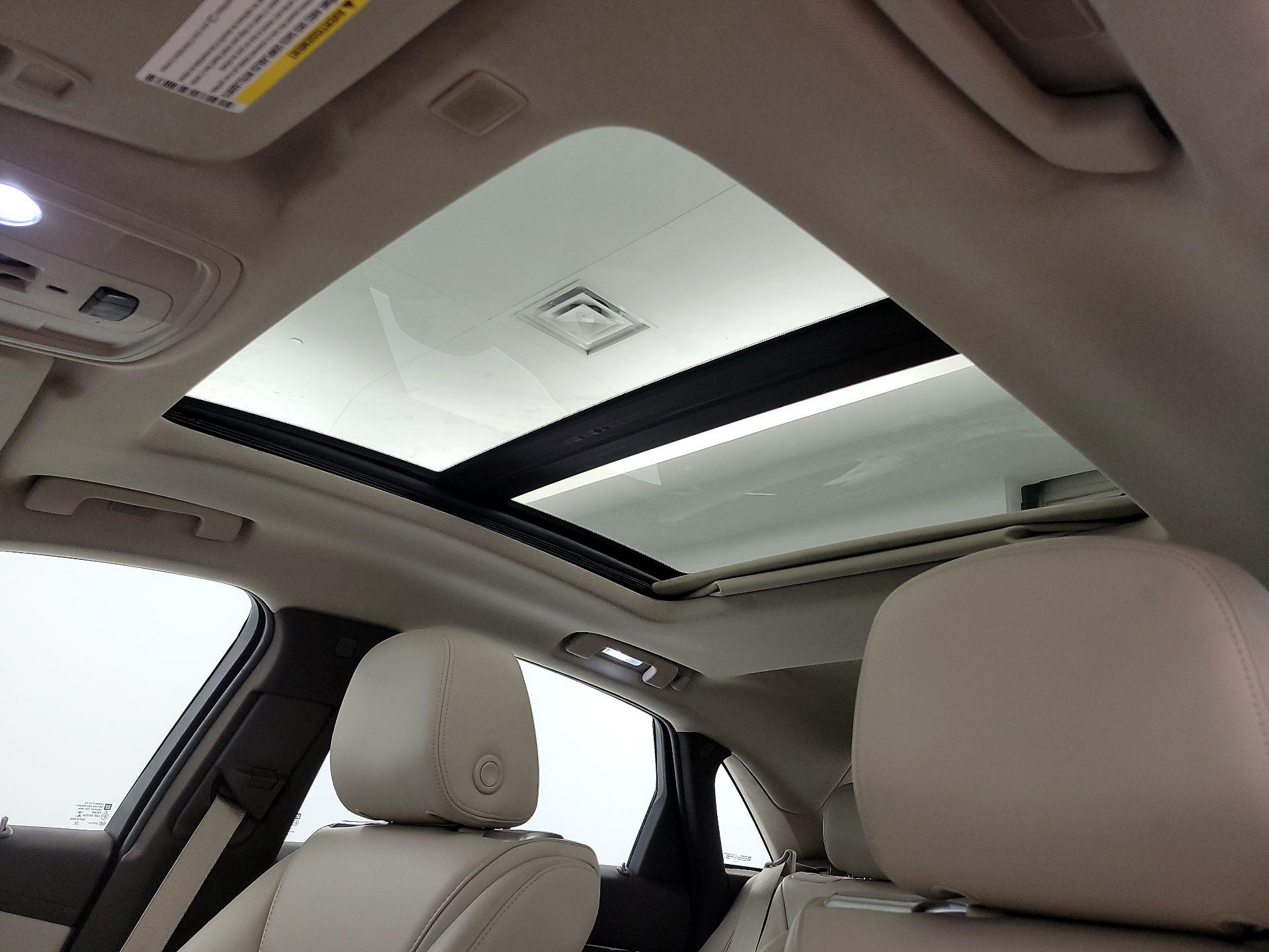 Thumbnail: 2016 Cadillac XTS - 20