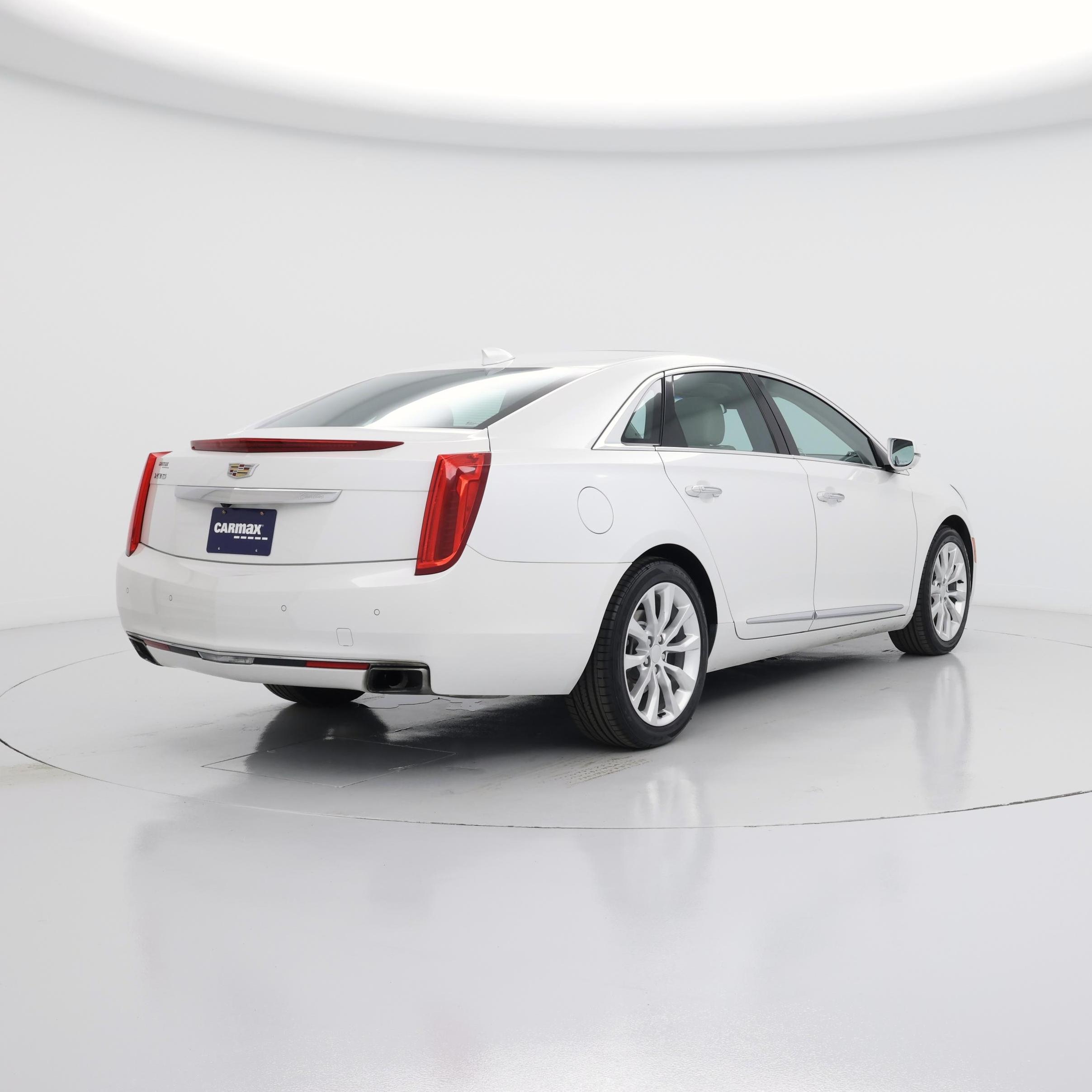 Thumbnail: 2016 Cadillac XTS - 8