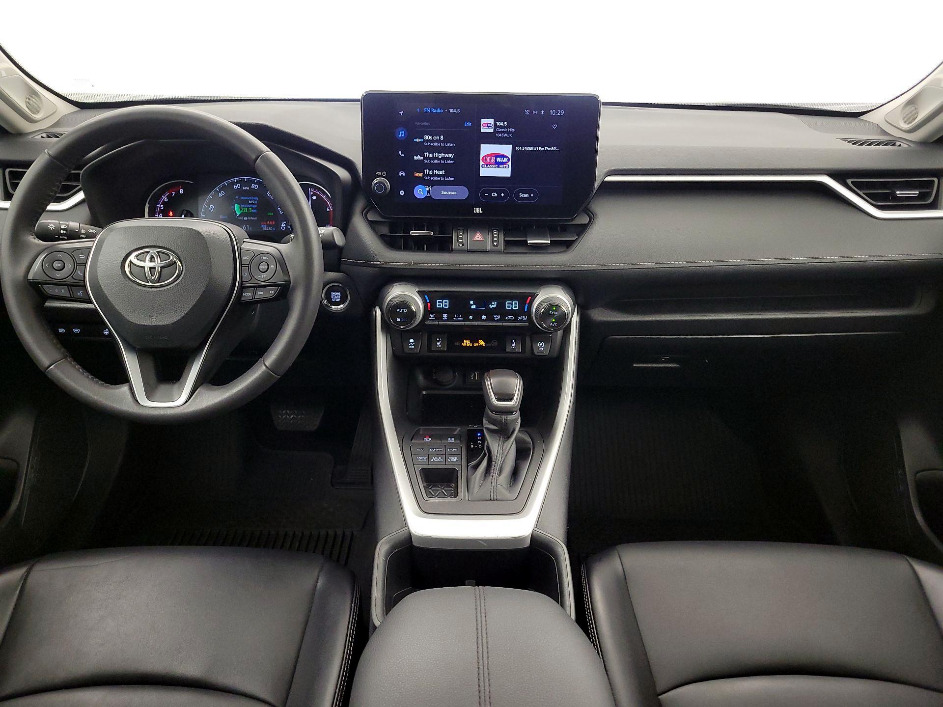 Thumbnail: 2023 Toyota RAV4 - 9