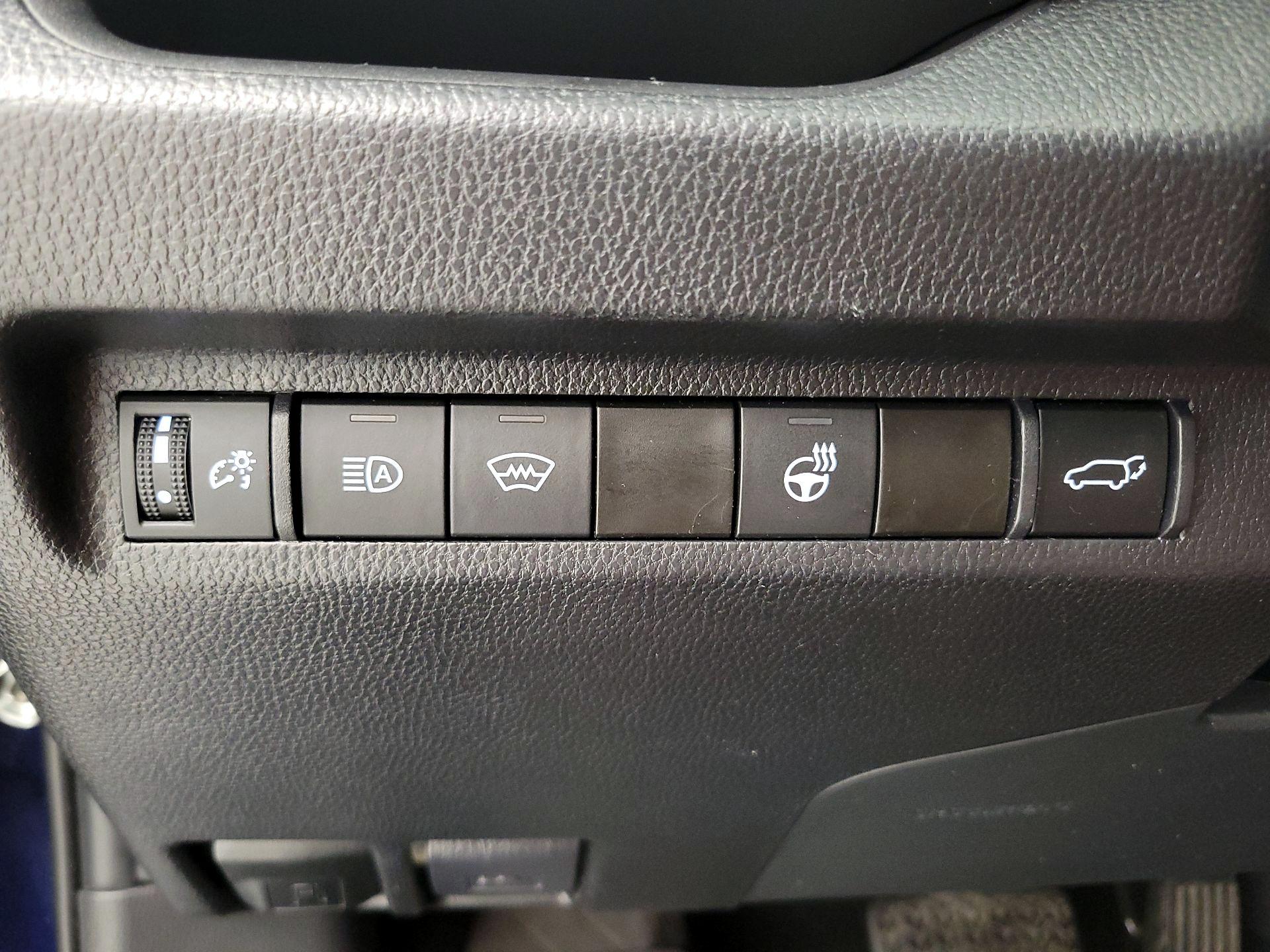 Thumbnail: 2023 Toyota RAV4 - 13