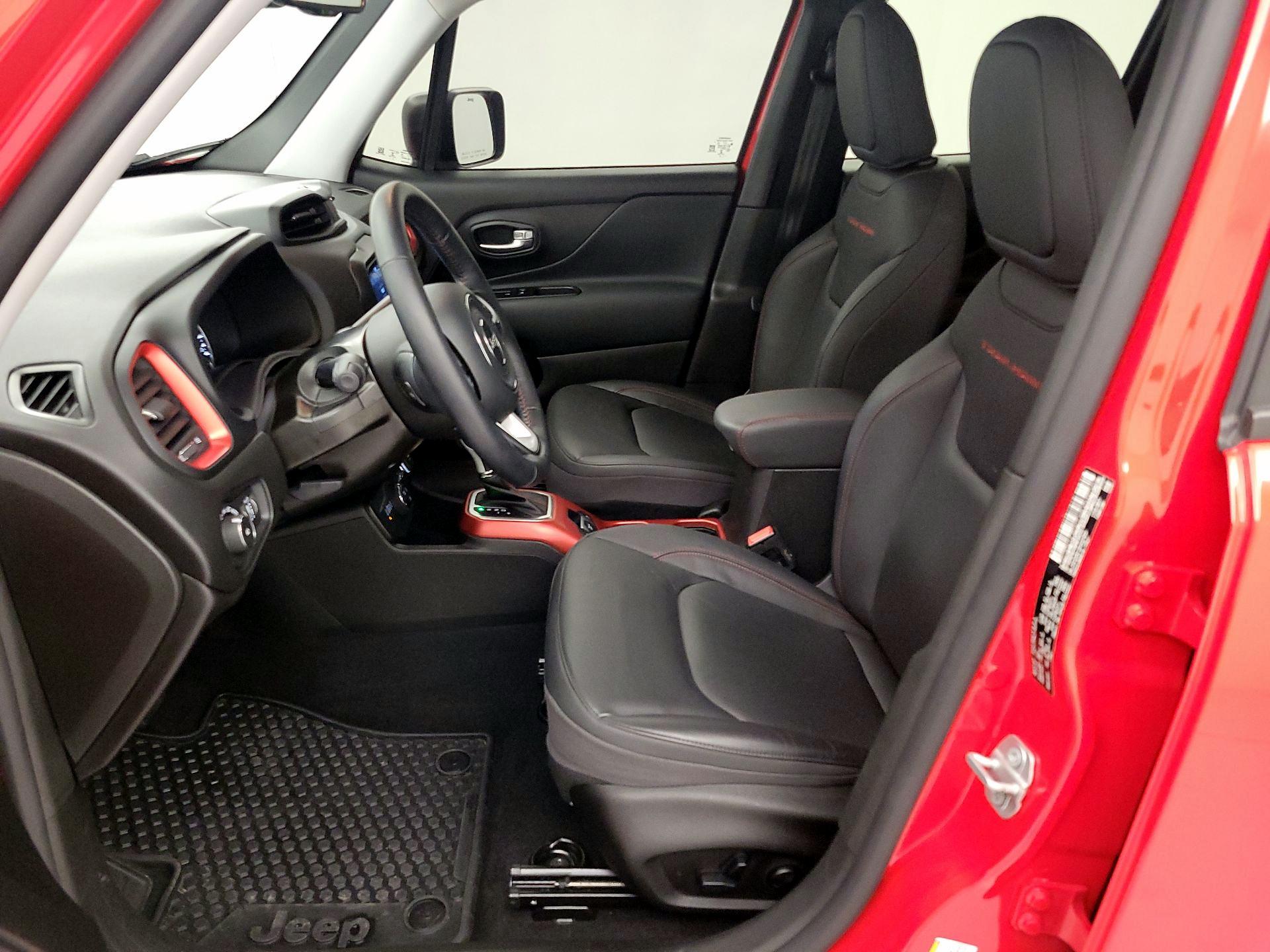 Thumbnail: 2020 Jeep Renegade - 11