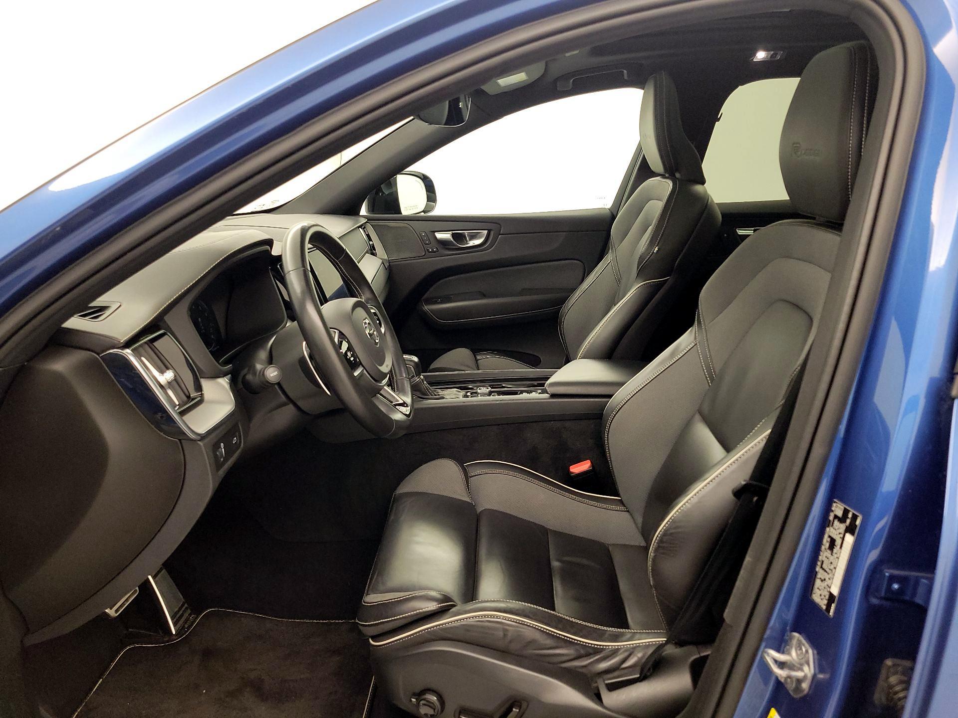 Thumbnail: 2020 Volvo XC60 - 11