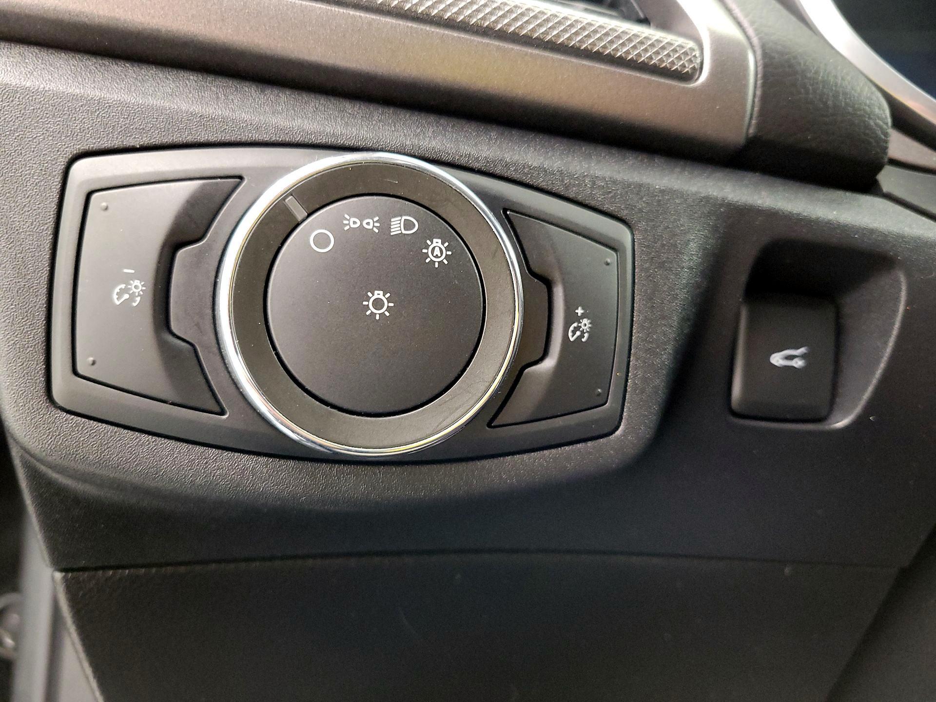 Thumbnail: 2020 Ford Fusion - 13