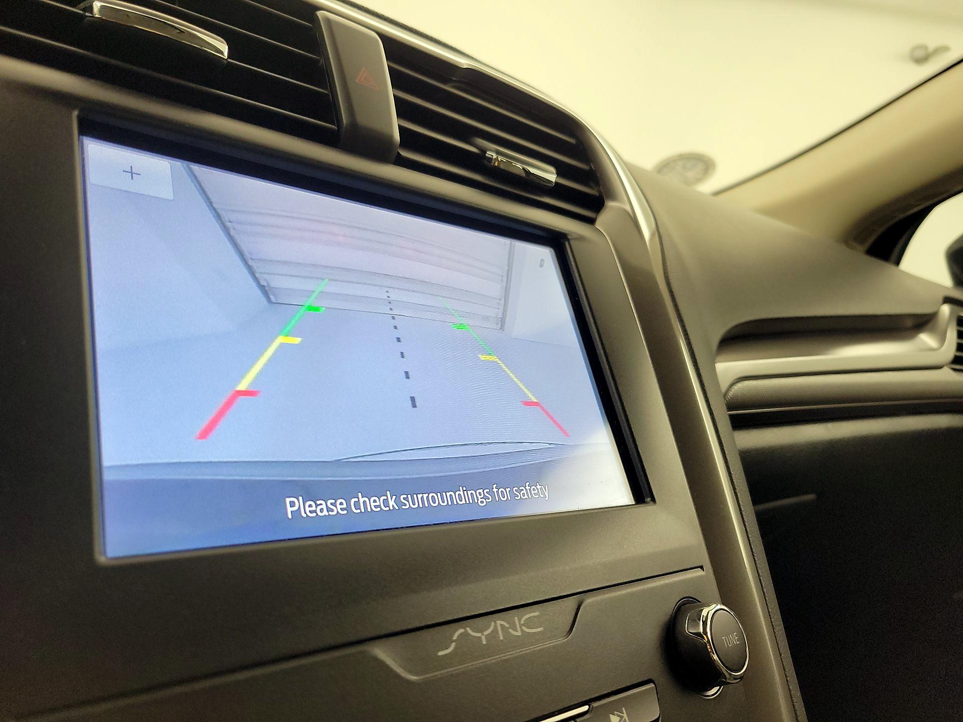 Thumbnail: 2020 Ford Fusion - 15